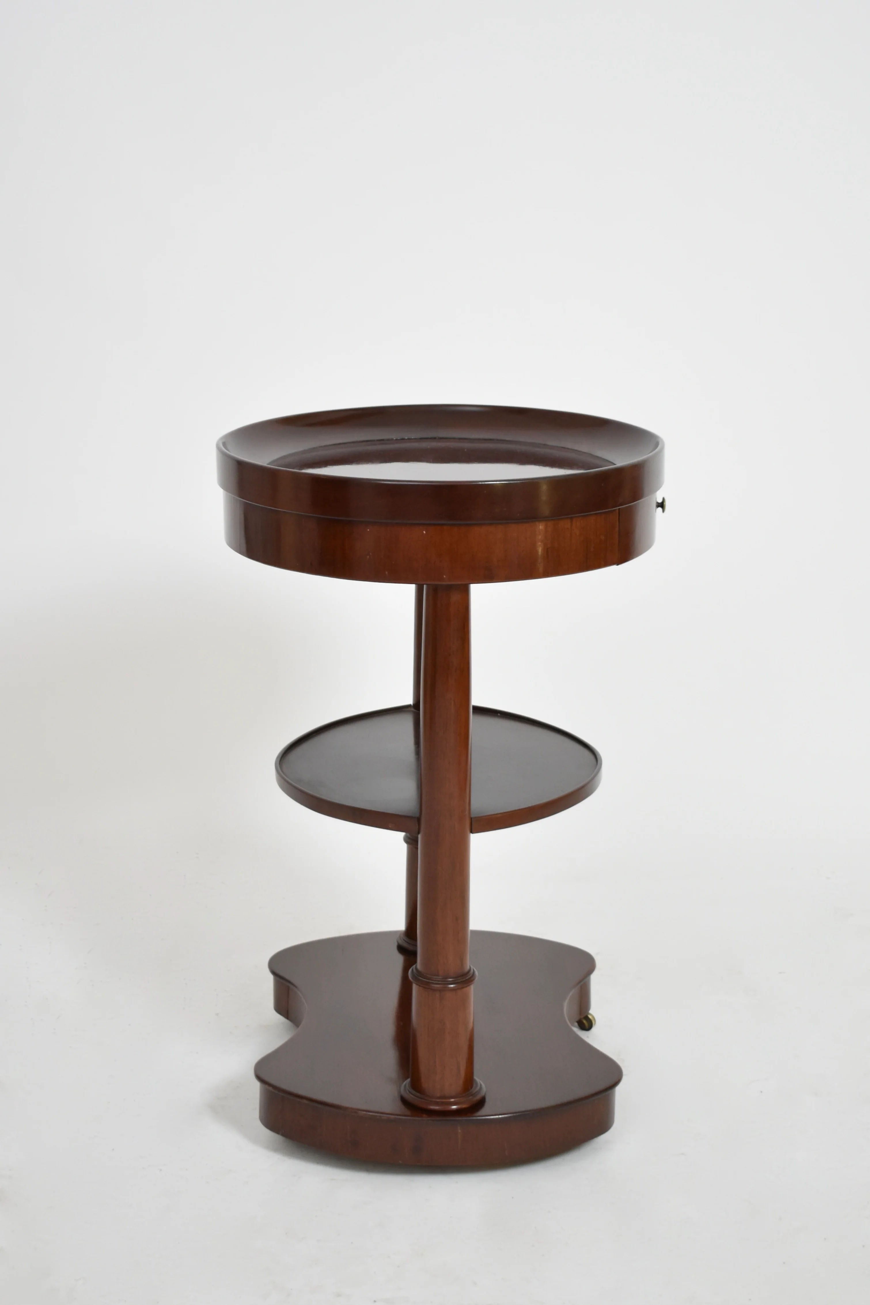 Mahogany Flying Oval Table, XIXth c.