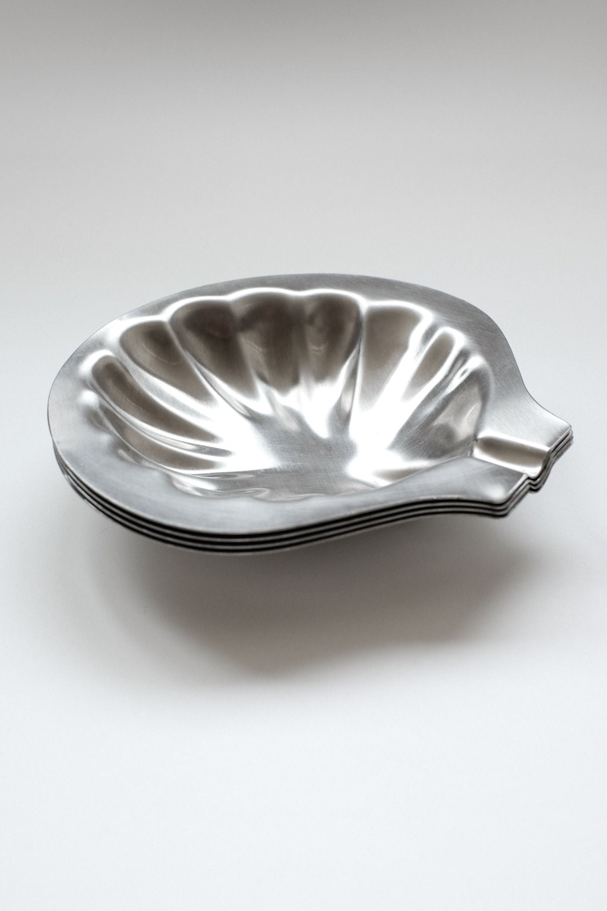 Set of 4 Shell Dishes