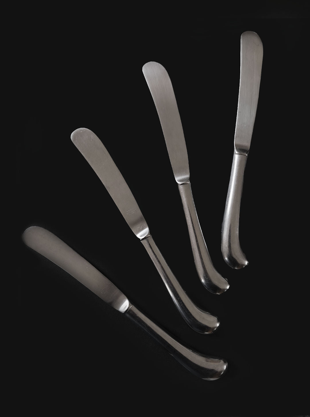 Set of 4 Butter Knives