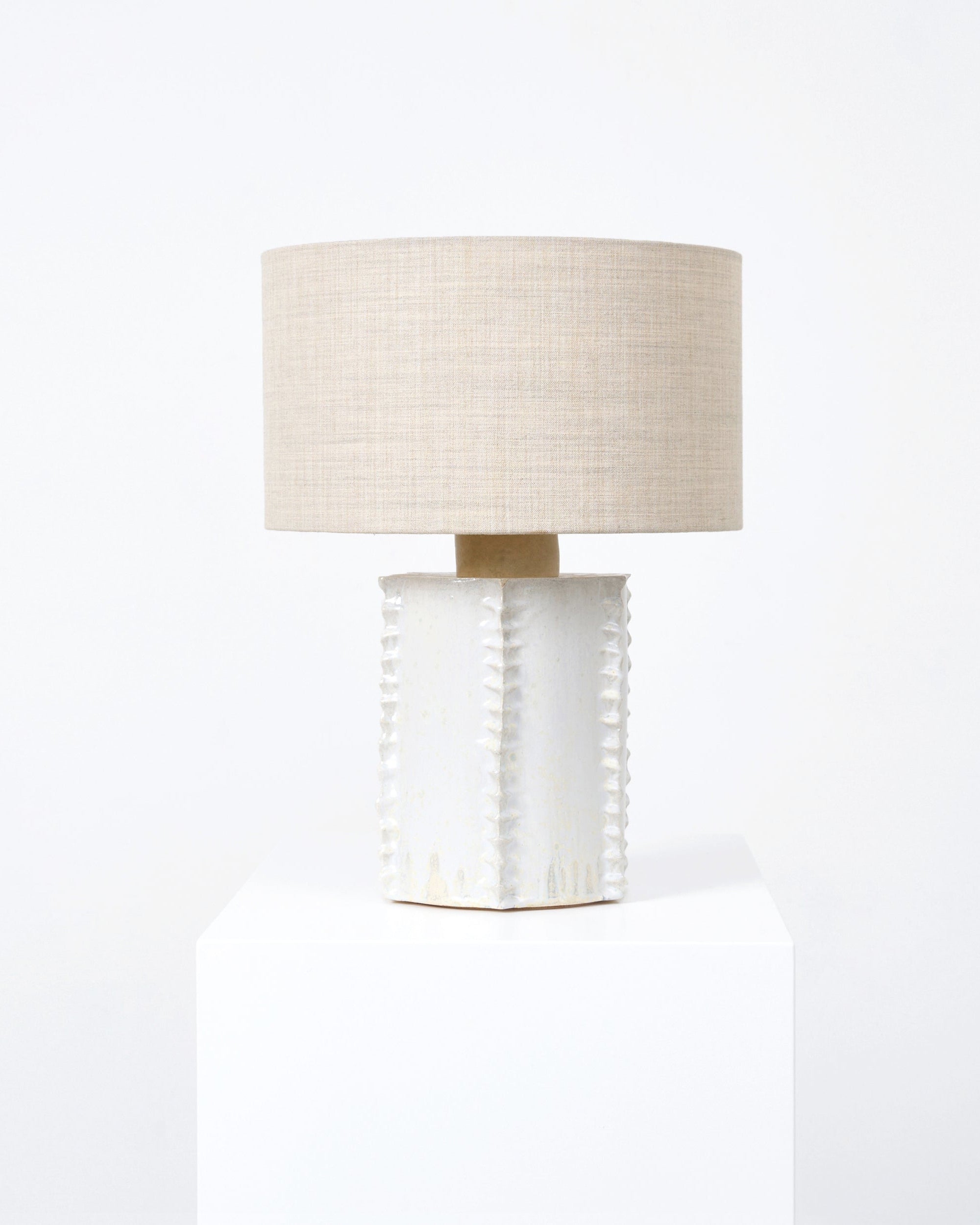 Lampe de table totem