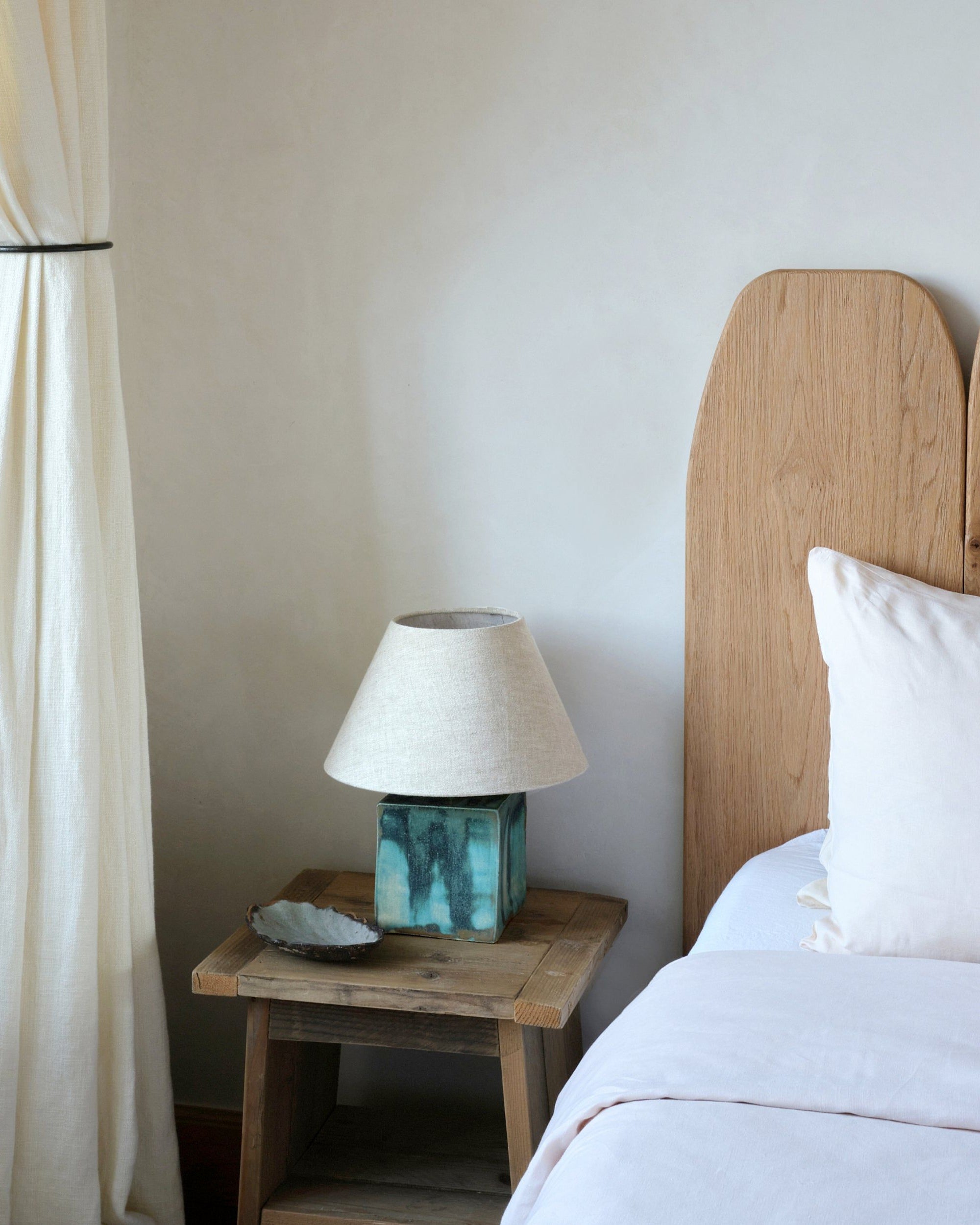 Arouca Table Light Jade