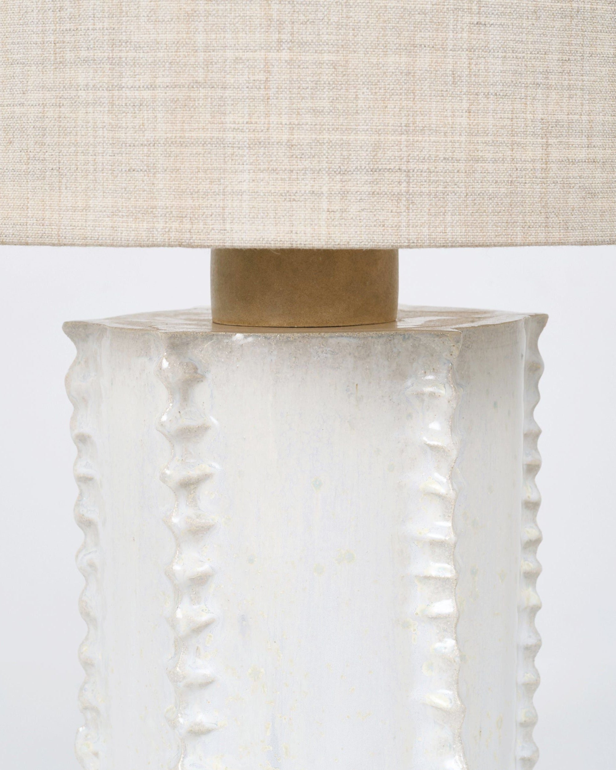 Lampe de table totem