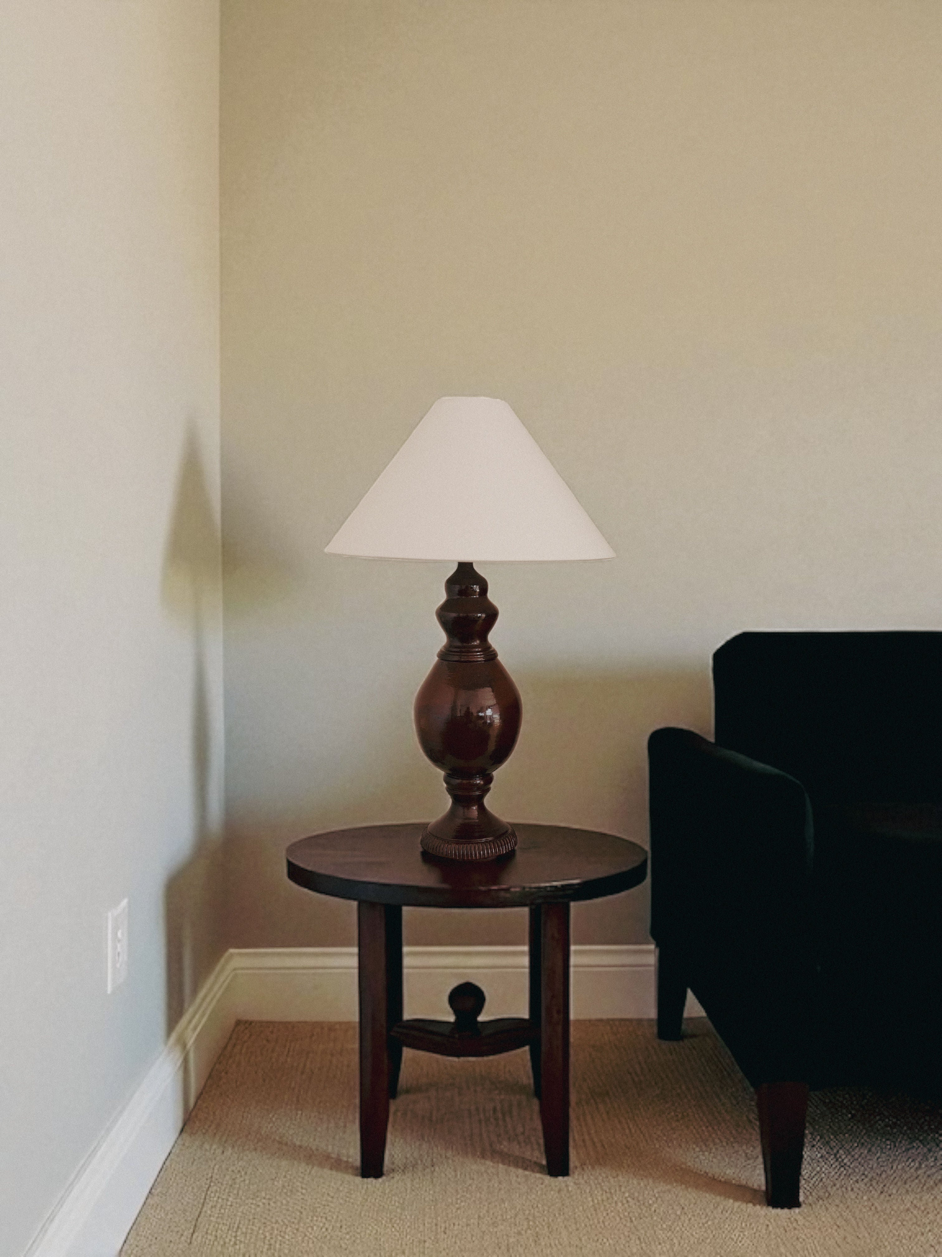 'GRENAT FONCÉ' Table Lamp