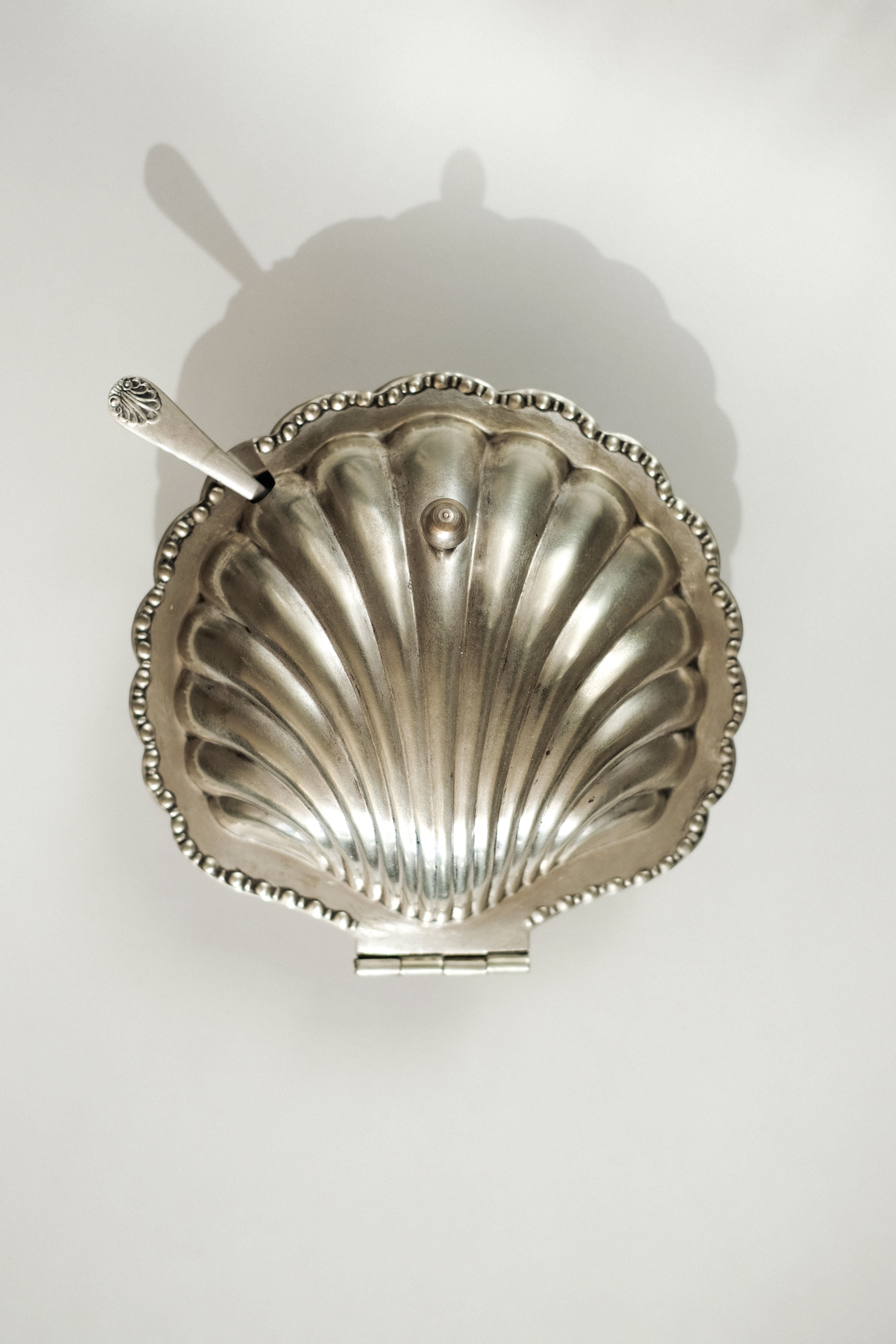 Shell Shaped Butter Dish