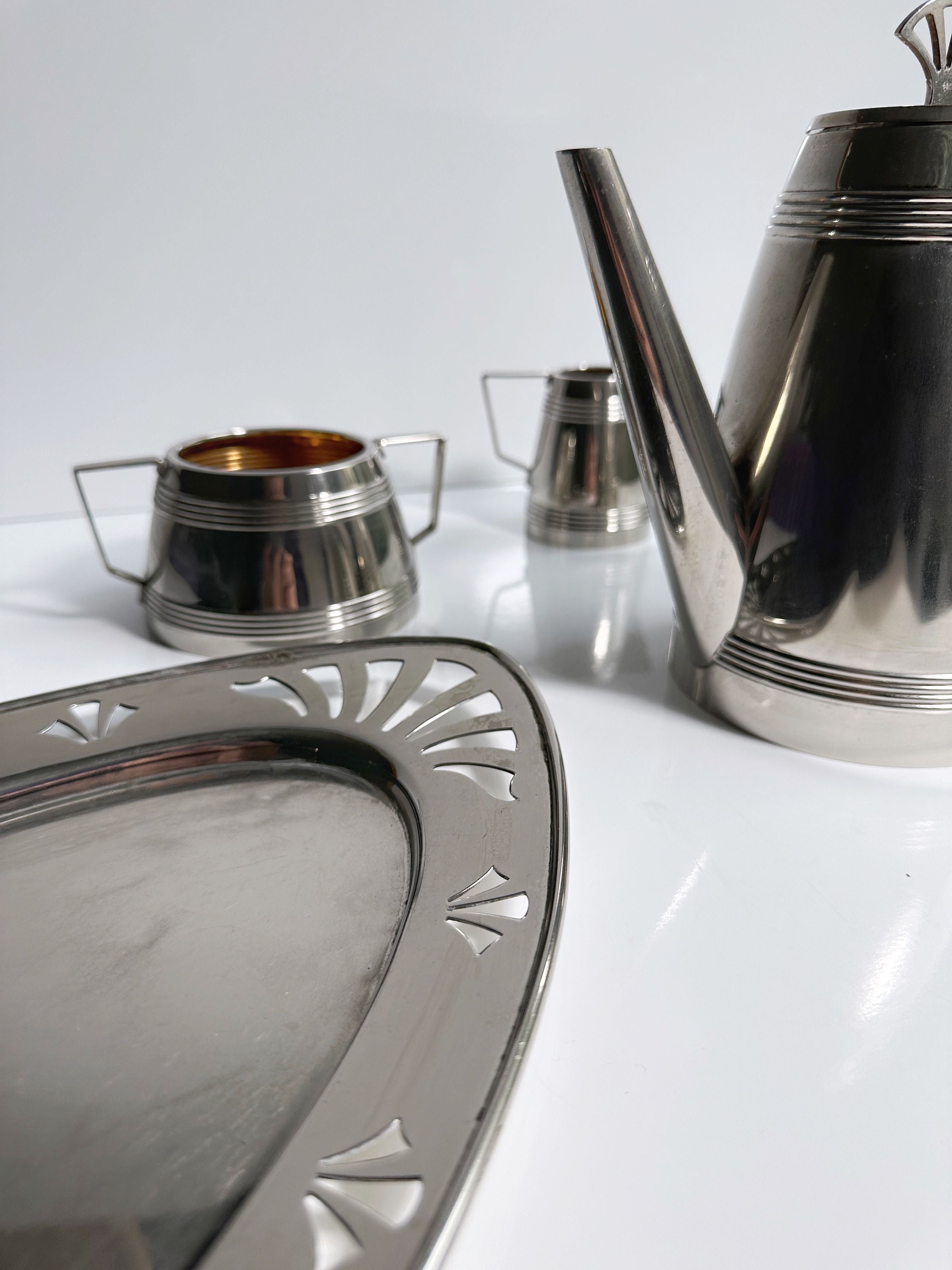 1930s Art Deco Silver Coffee Set by Dodo Vintage | The Oblist
