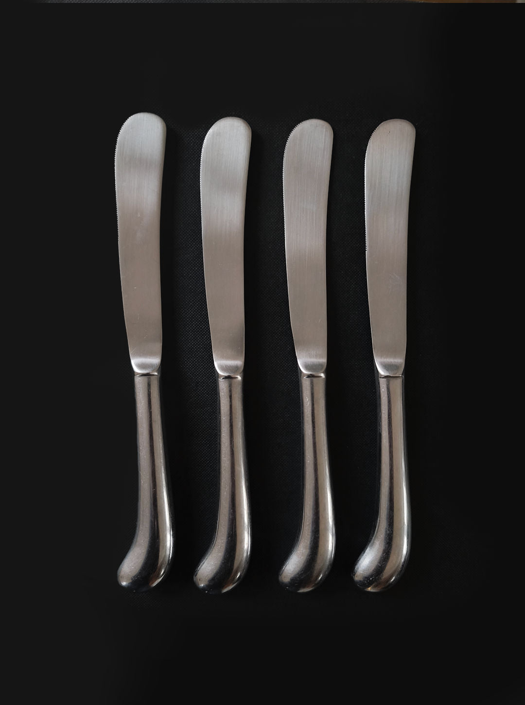 Set of 4 Butter Knives