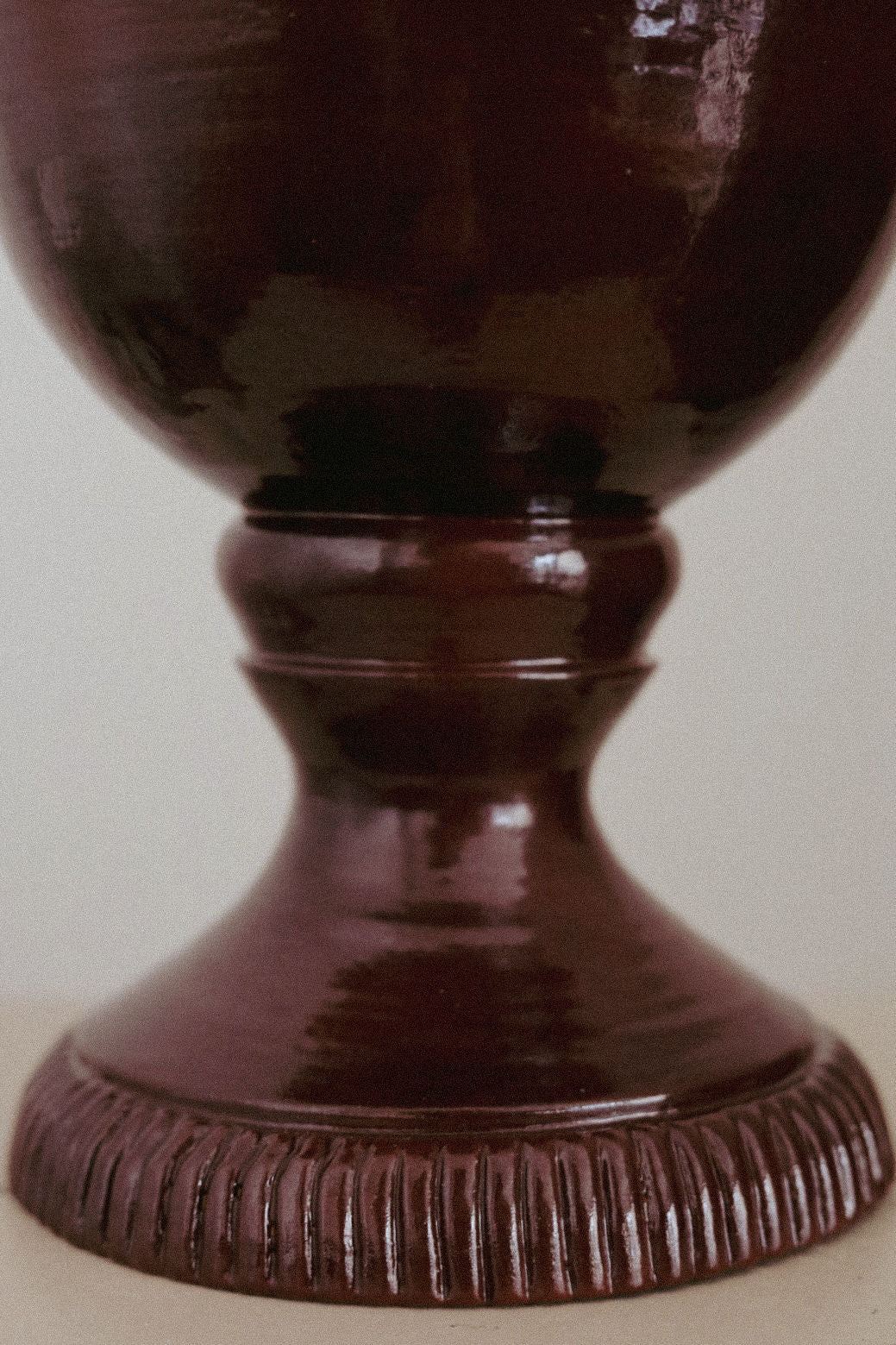 'GRENAT FONCÉ' Table Lamp