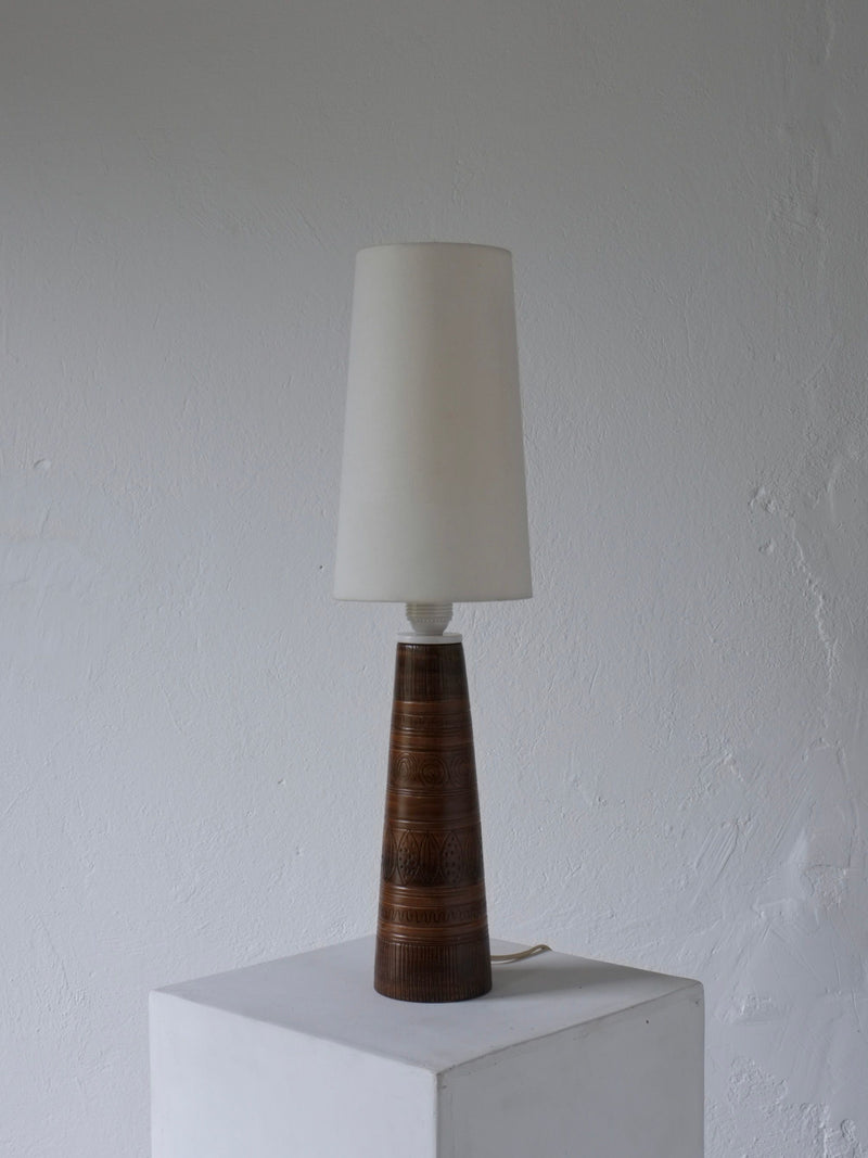 Mid-century stoneware table lamp base with carved geometric patterns