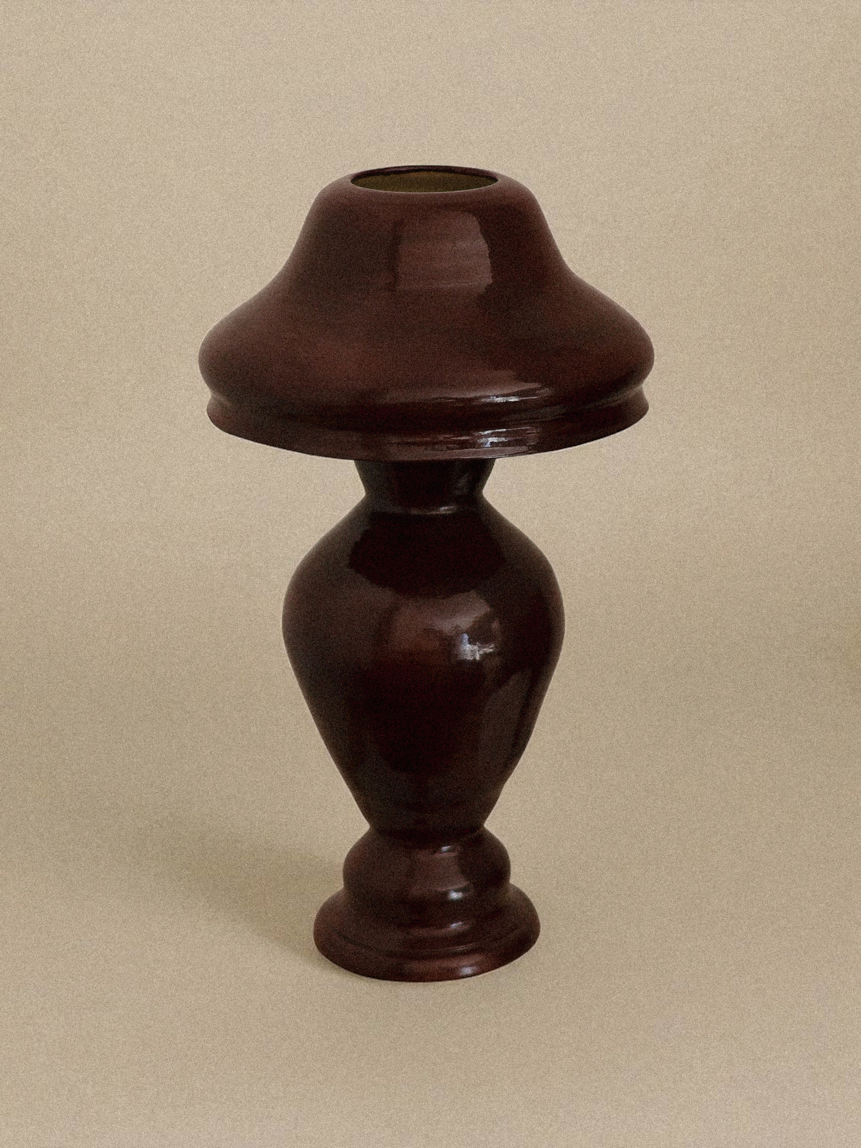 'GRENAT FONCÉ NO. 2' Table Lamp
