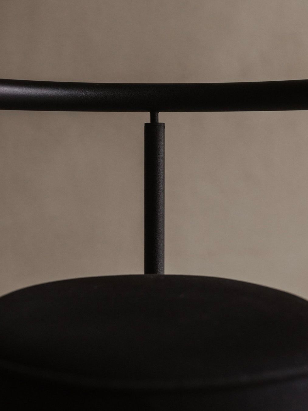 Philippe Starck - Miss Dorn Chair