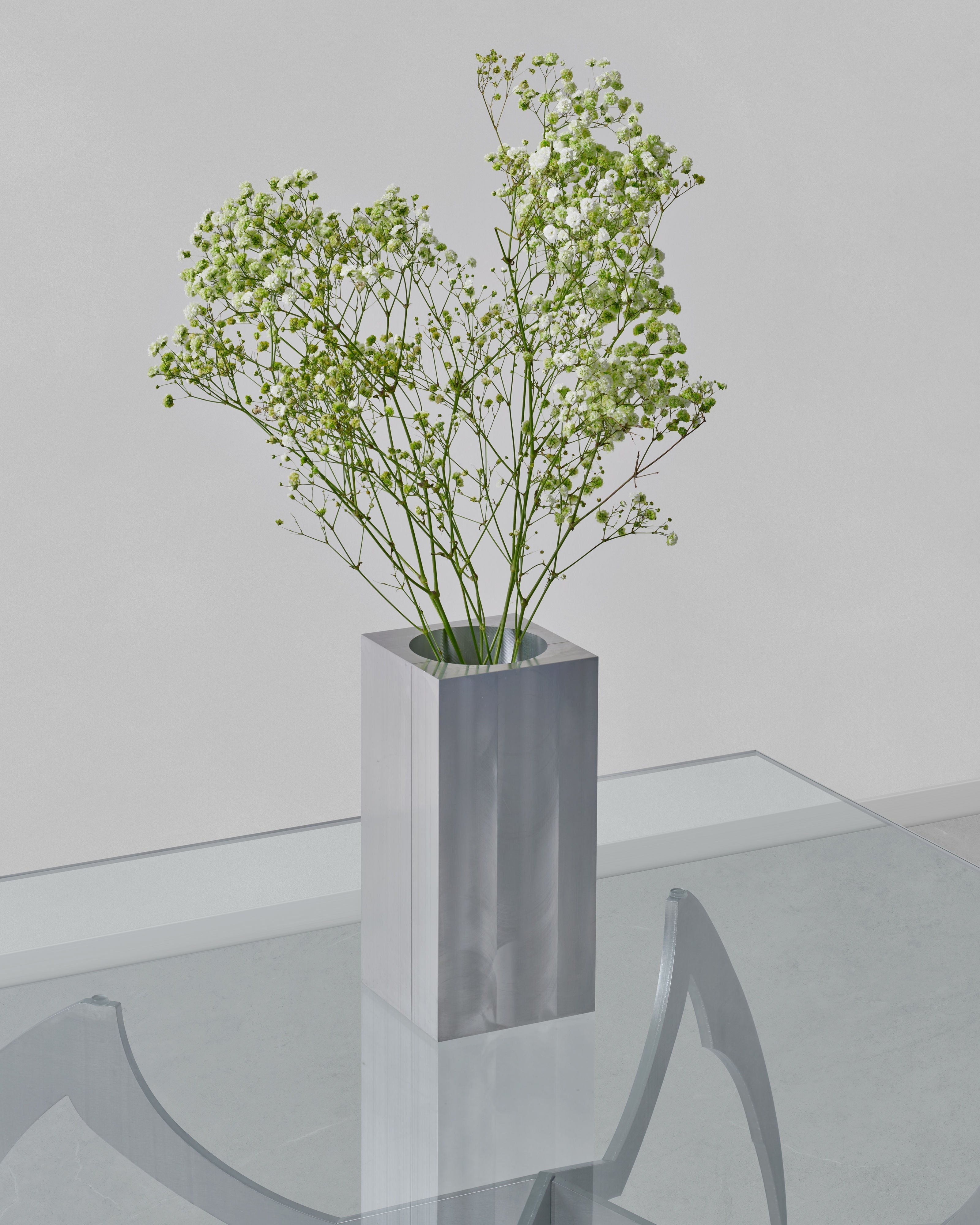 Modern ALU vase with metallic sheen and sleek design