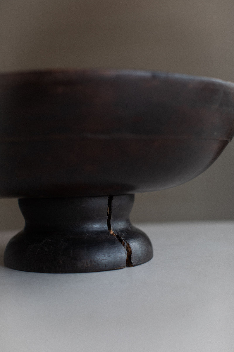  Natural wood grain Japanese bowl with smooth, polished finish