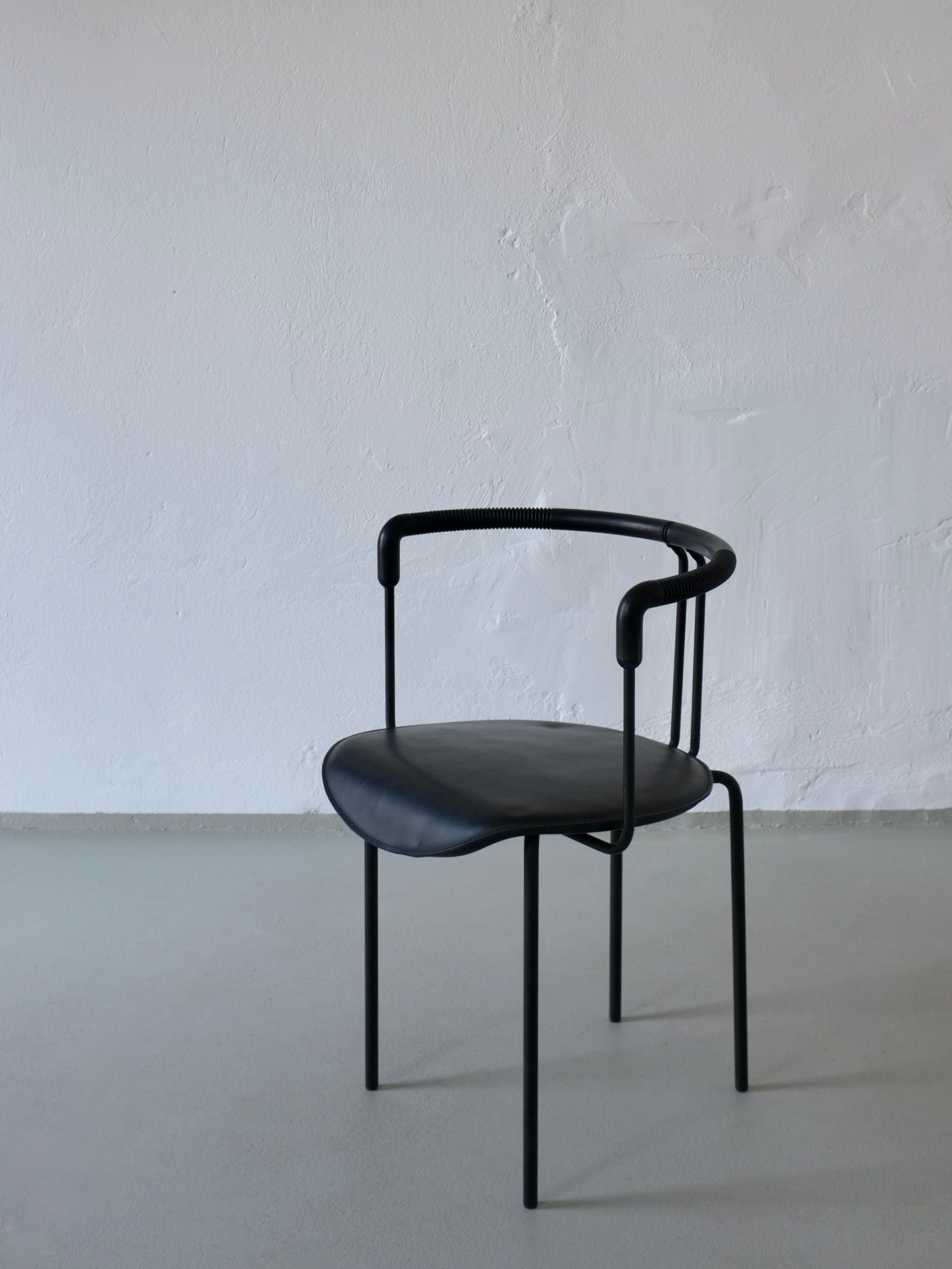 4 Postmodern Black Leather Armchairs from Cidue, Italy, 1990s