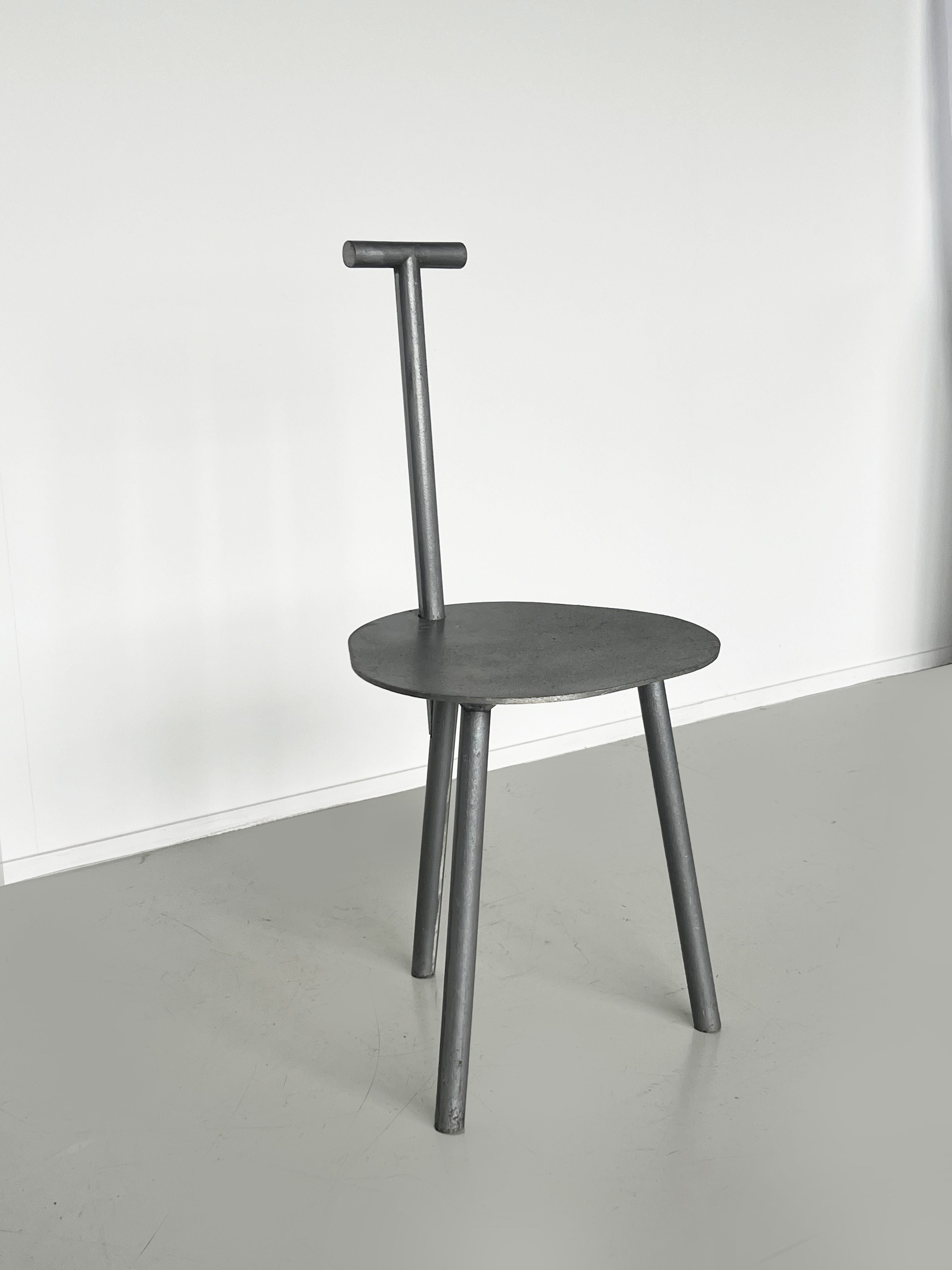 Faye Toogood Spade Chair Luxury Furniture | The Oblist