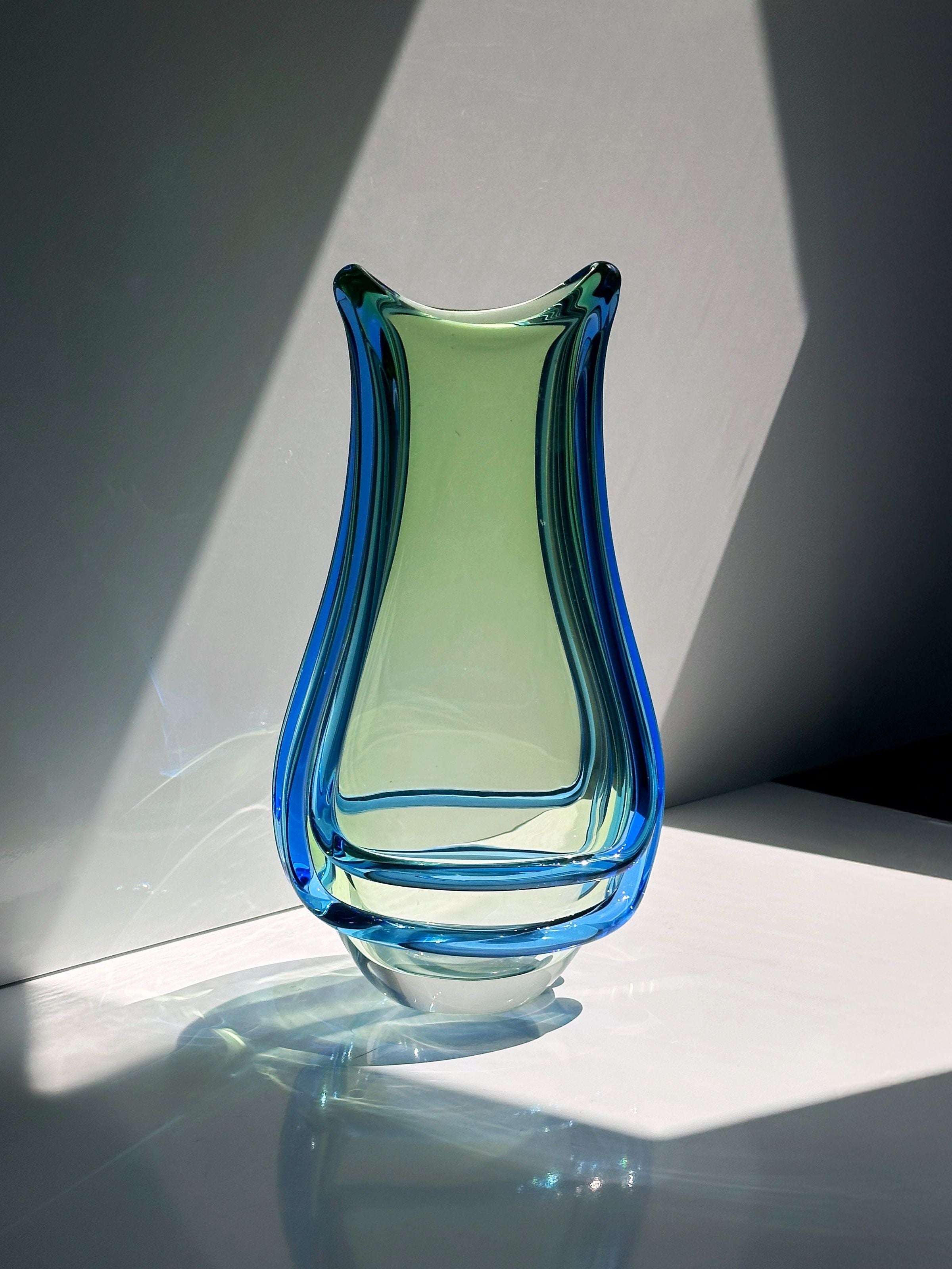 Bohemian Vase by František Zemek - 1950s by Dodo | The Oblist