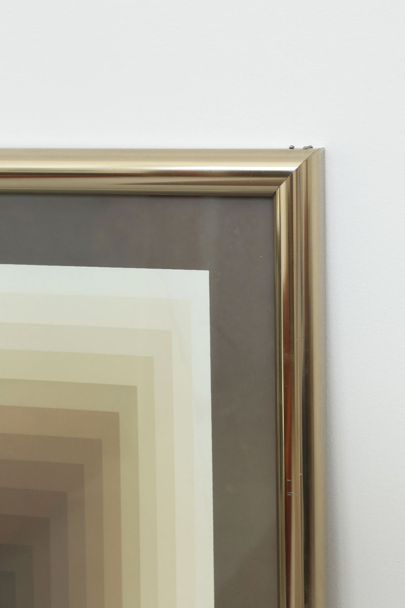 Gold frame detail of Jurgen Peters framed drawing print