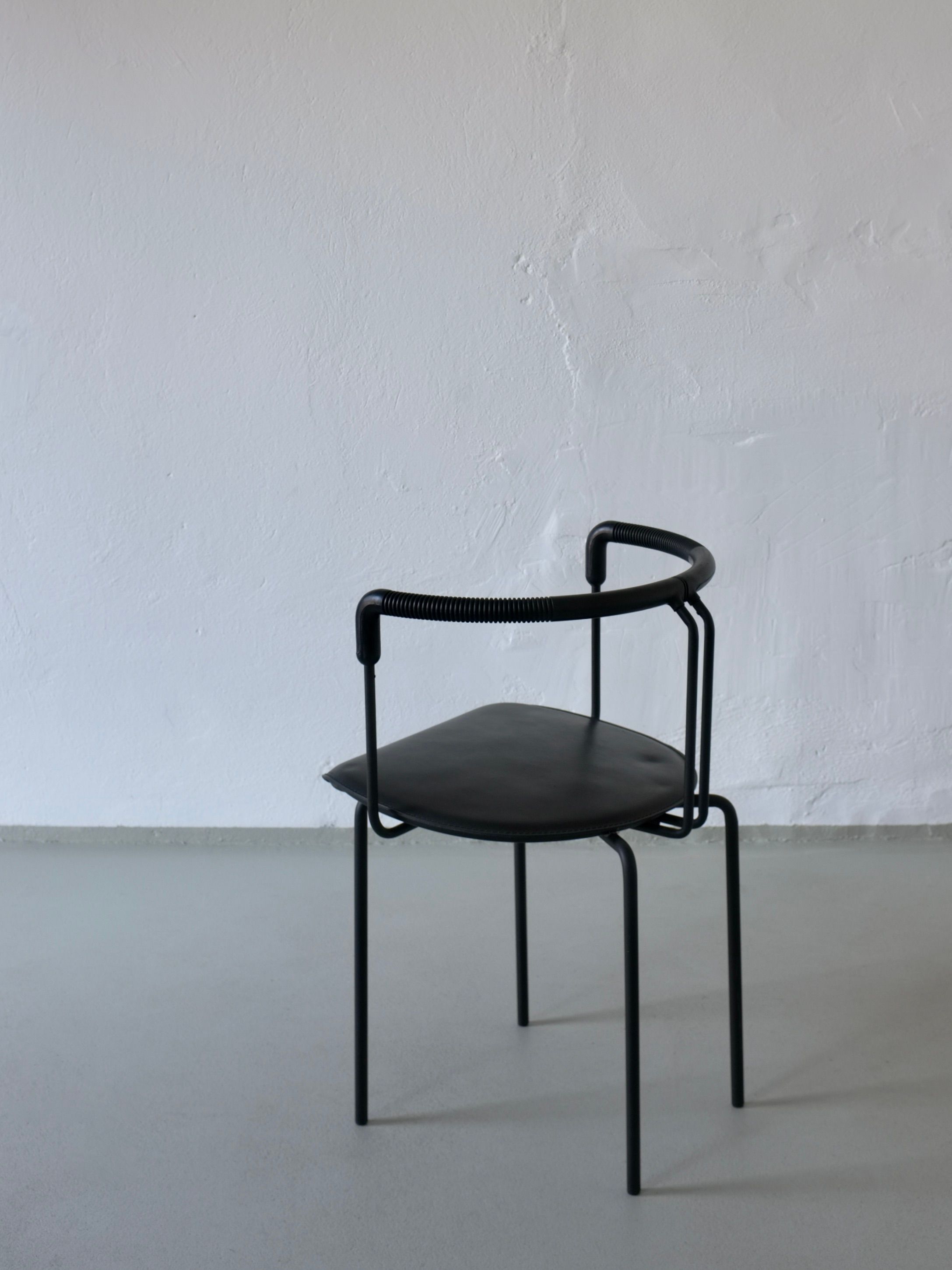 4 Postmodern Black Leather Armchairs from Cidue, Italy, 1990s