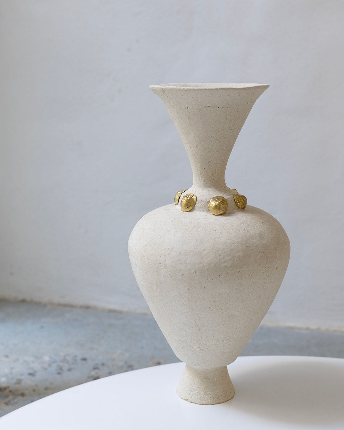 Vase isolé n.24