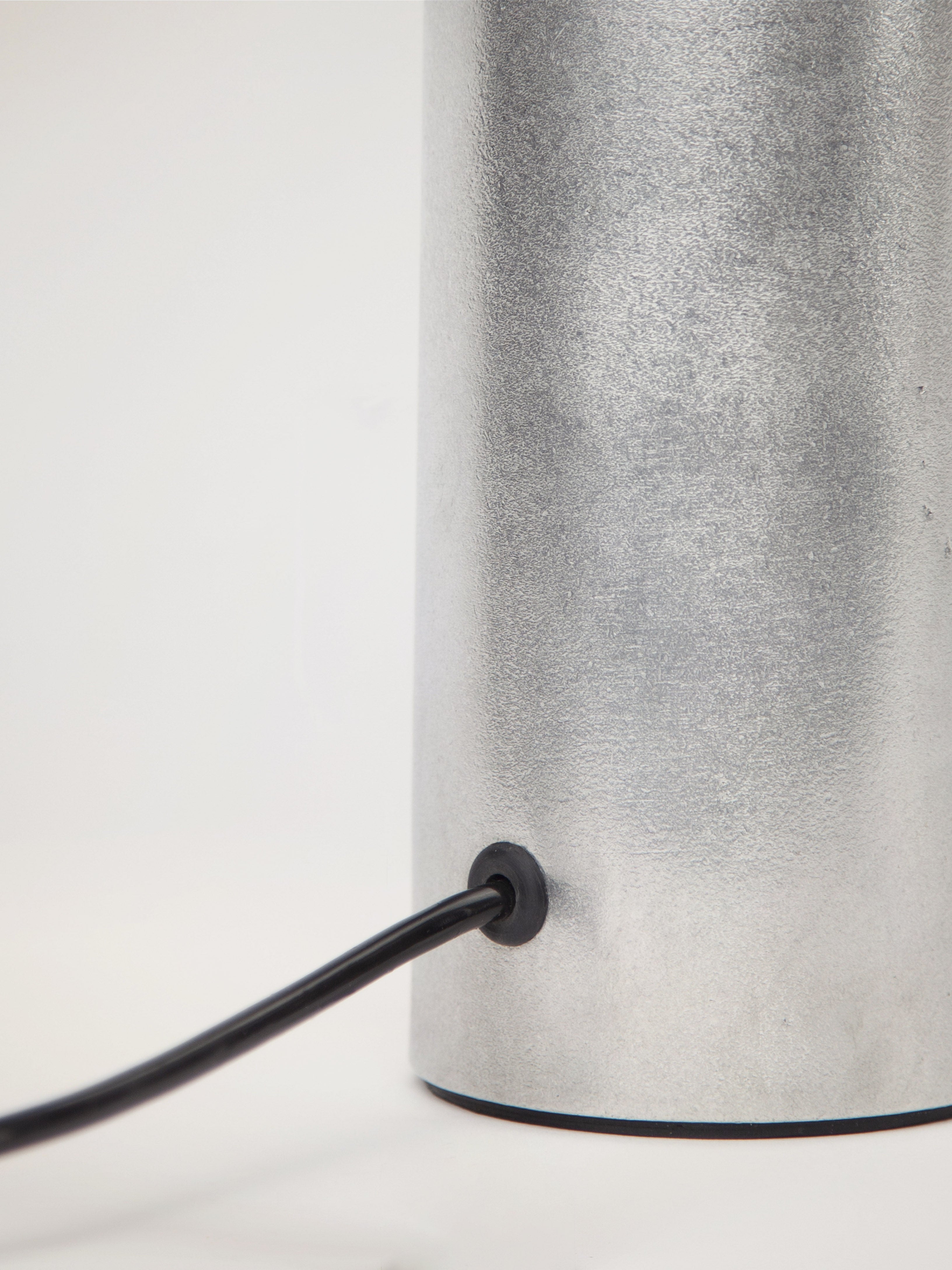 'Coy' Table Lamp