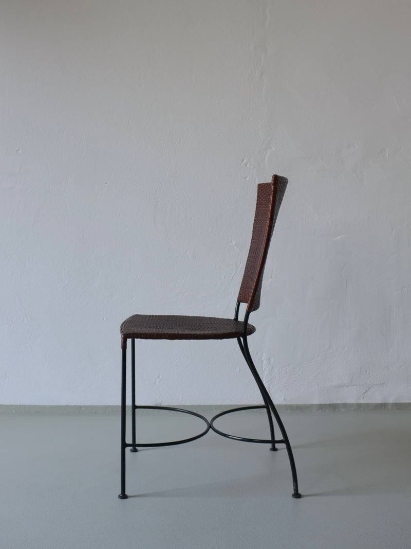 Side profile of Belgian wrought iron dining chair from 1980s