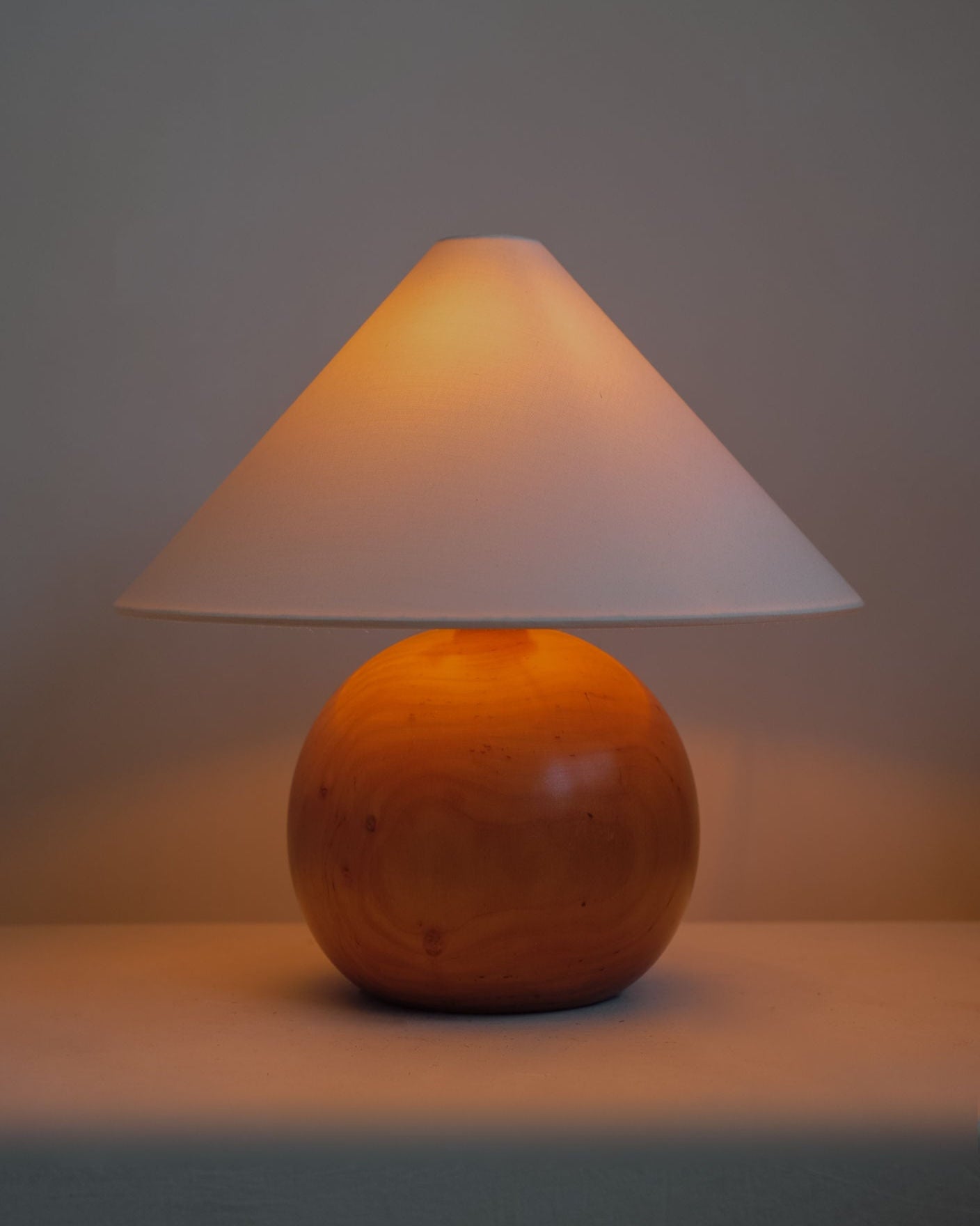 Wooden table lamp