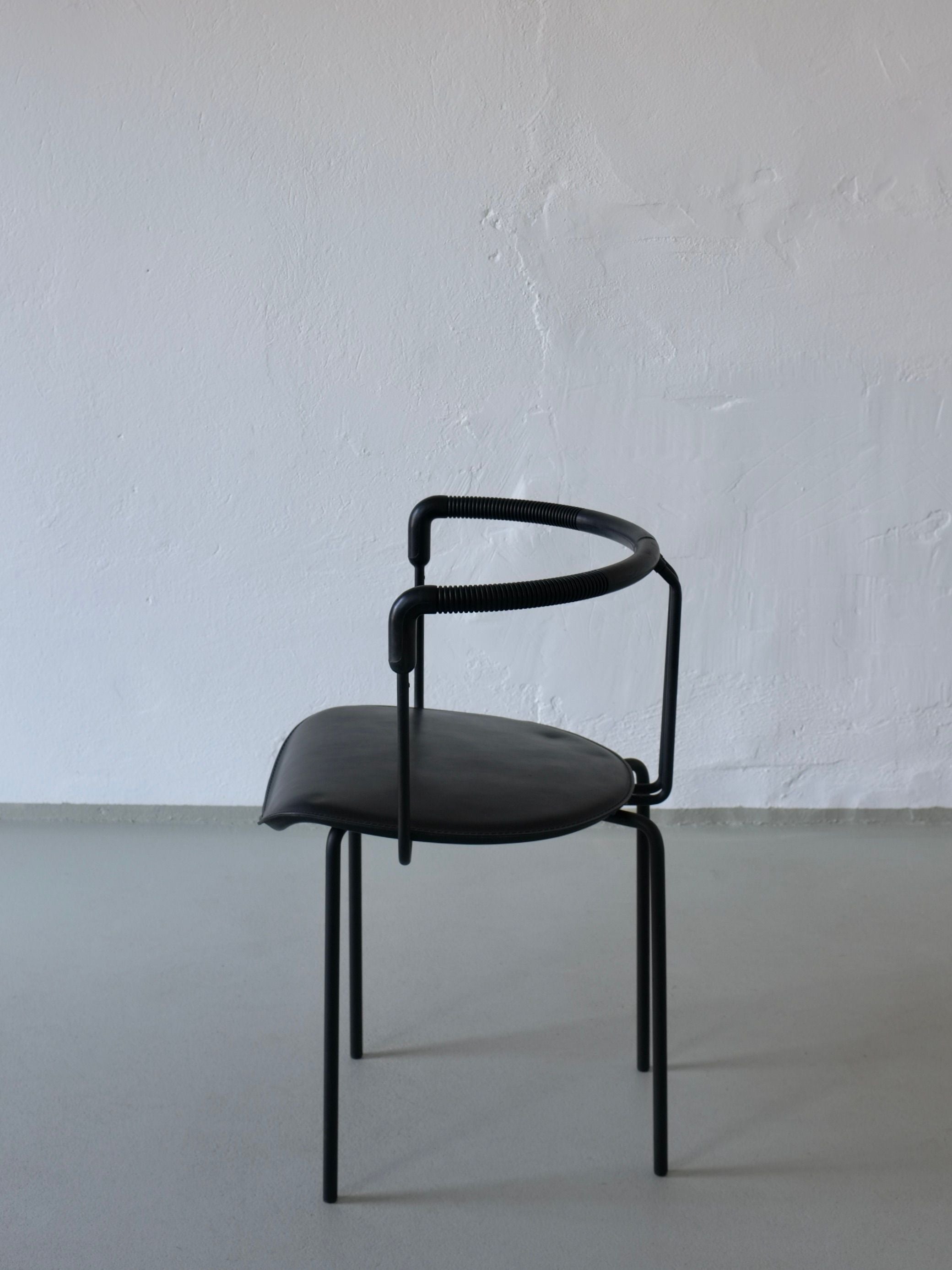 4 Postmodern Black Leather Armchairs from Cidue, Italy, 1990s