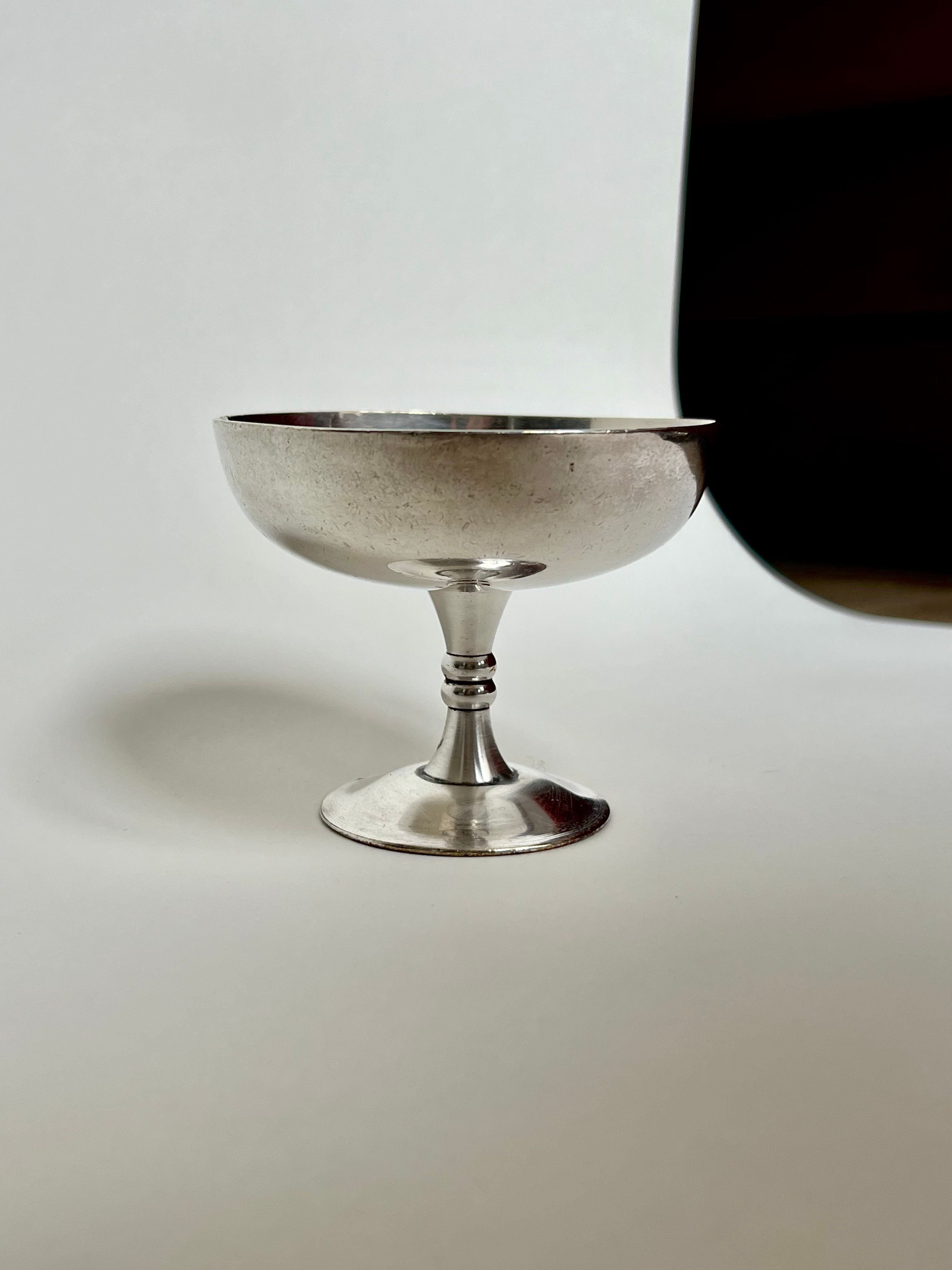 6 Heavy Silver Coupes