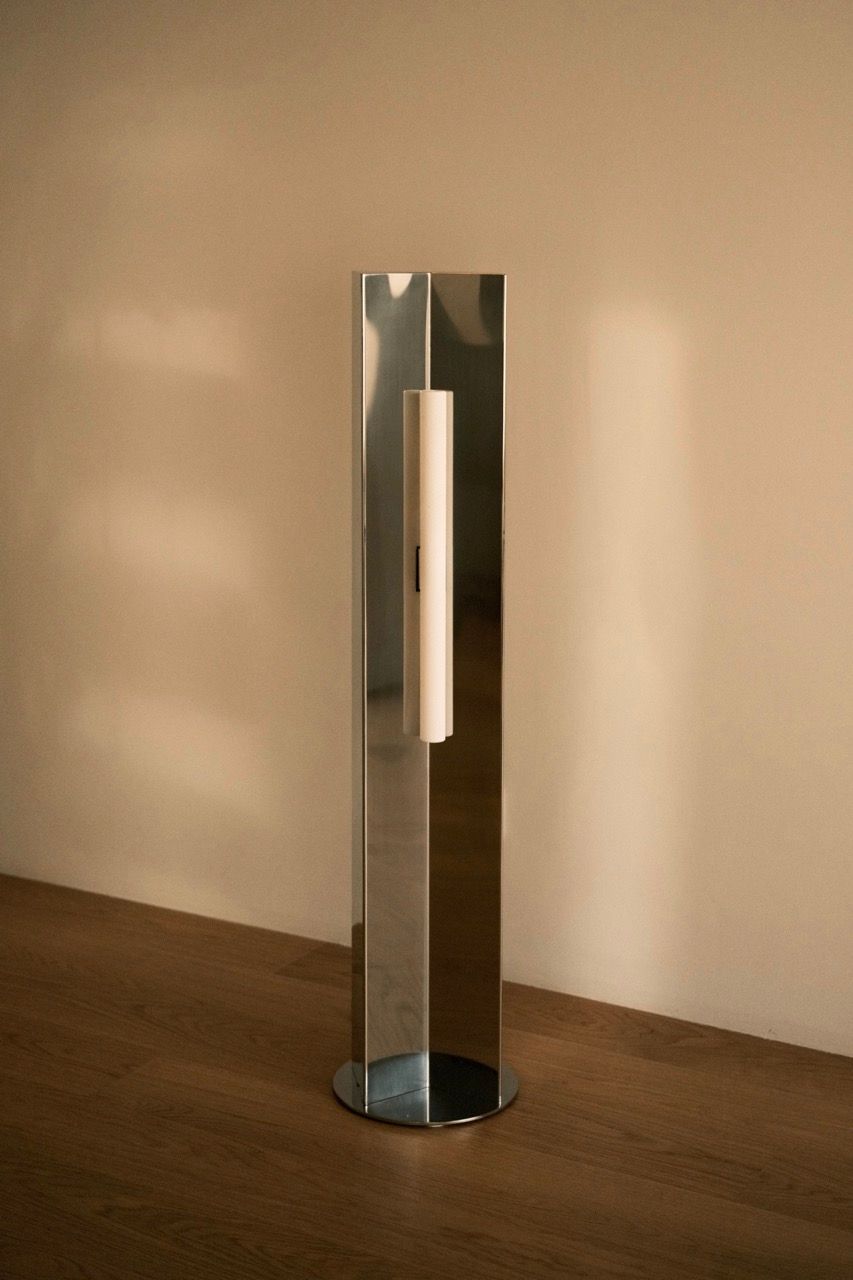 'Arrow 120' Floor Lamp