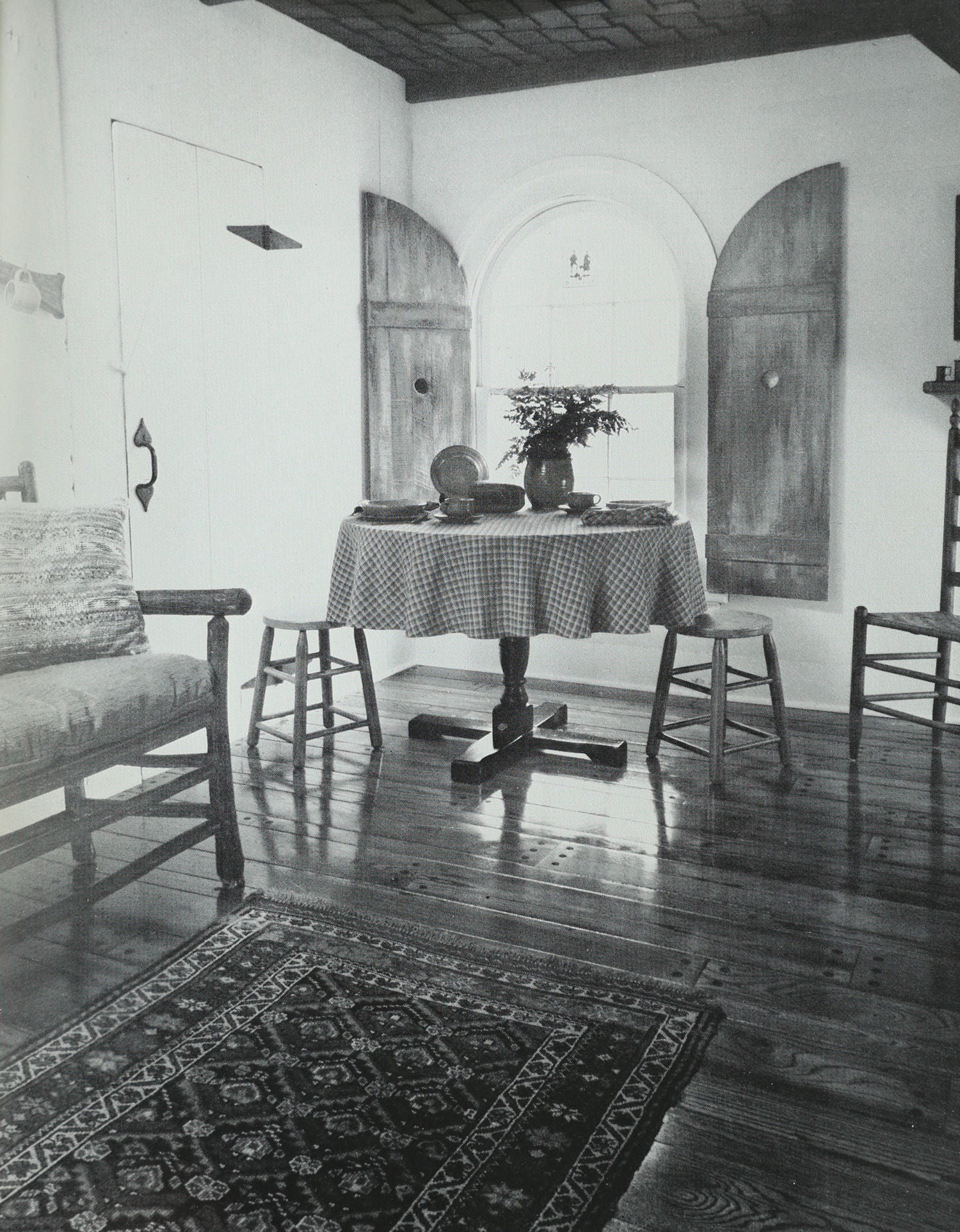 'Early American Decorating' Book