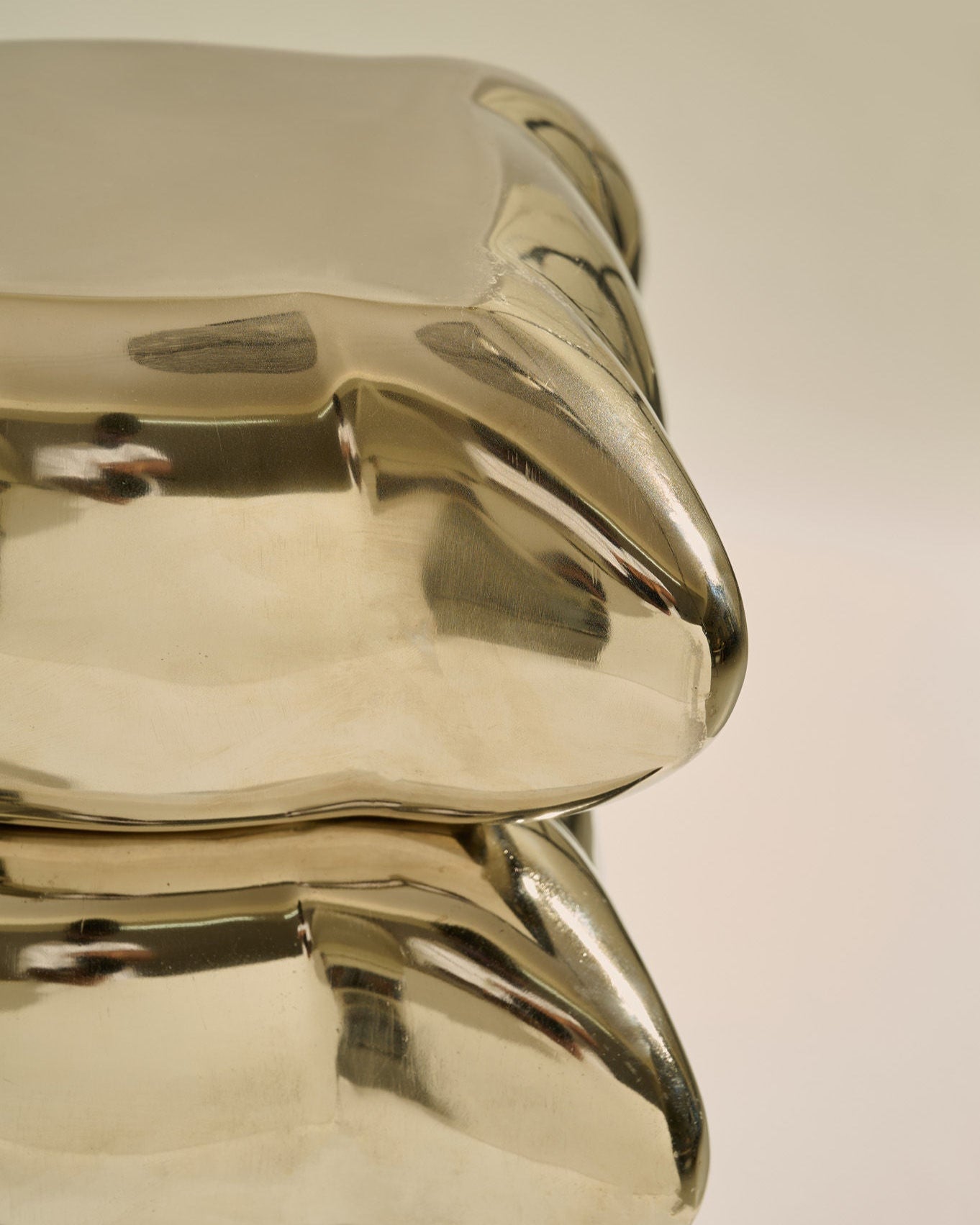 Pillow Drink Table