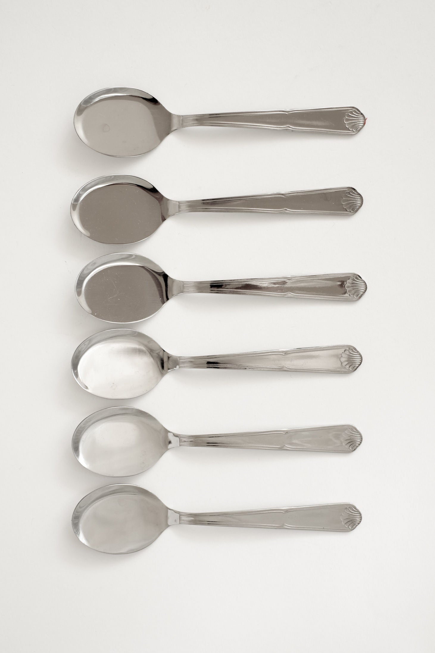 6 coupes à glace avec cuillères guy degrenne en inox 6 coupes à glace avec cuillères guy degrenne en inox