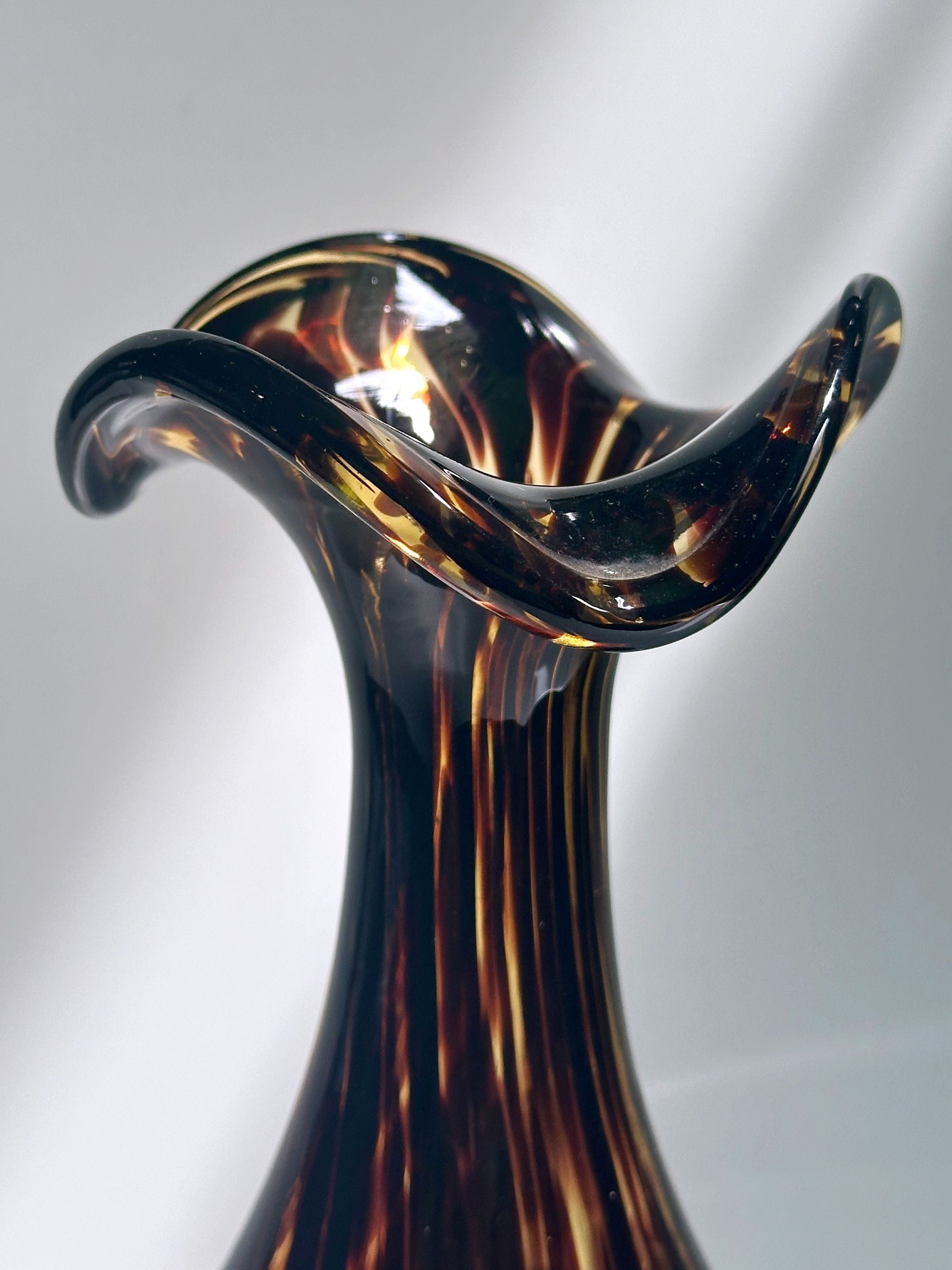 Grand vase Murano tortue avec bord ondulé - années 1960