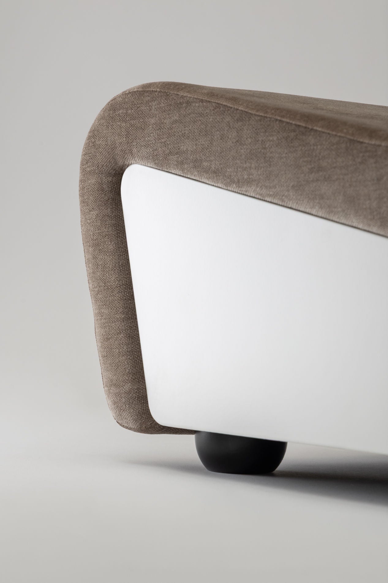 'Dialogue' Lounge Chair - André Monpoix x Mobilier National