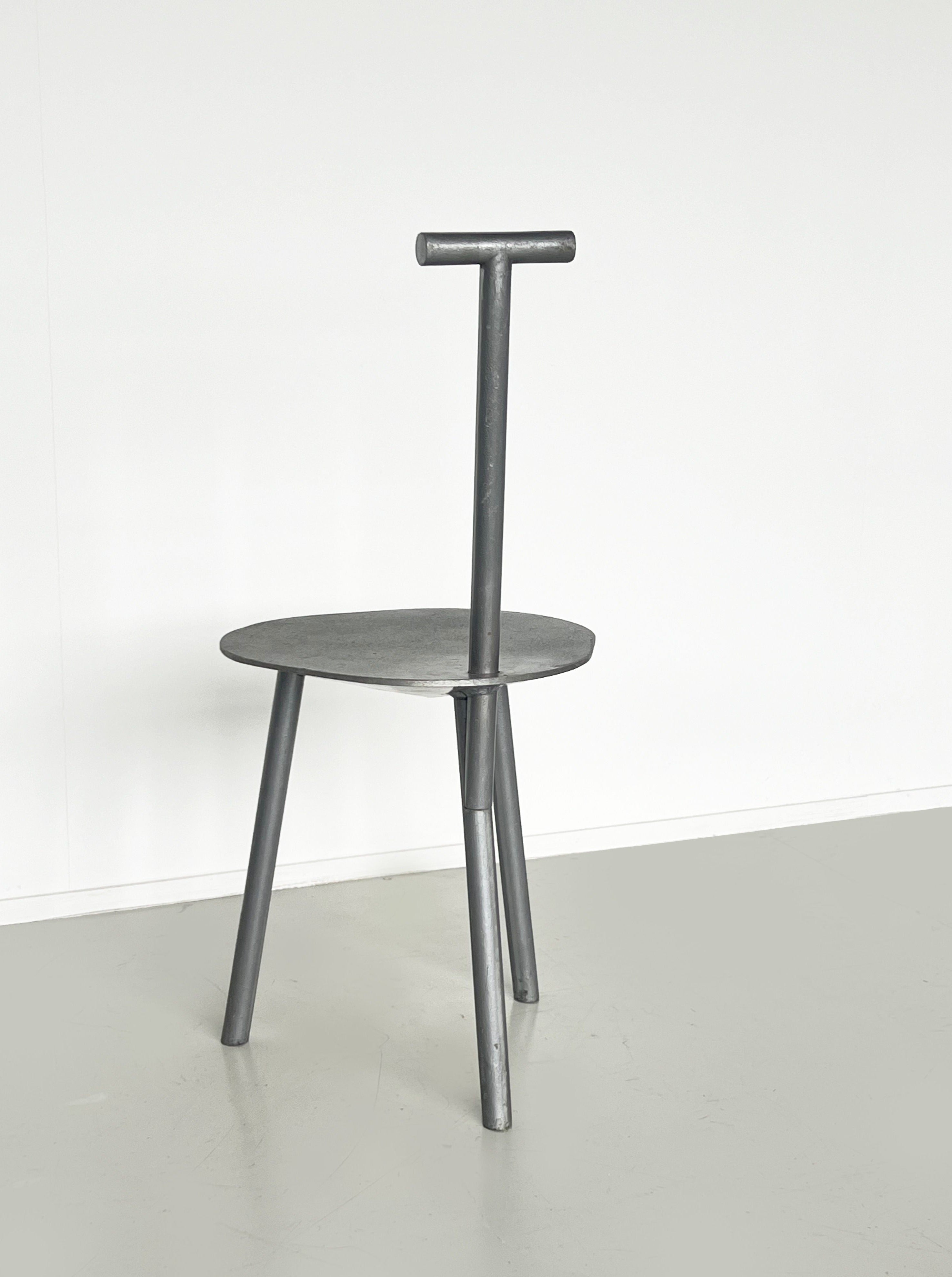 Faye Toogood Spade Chair Luxury Furniture | The Oblist