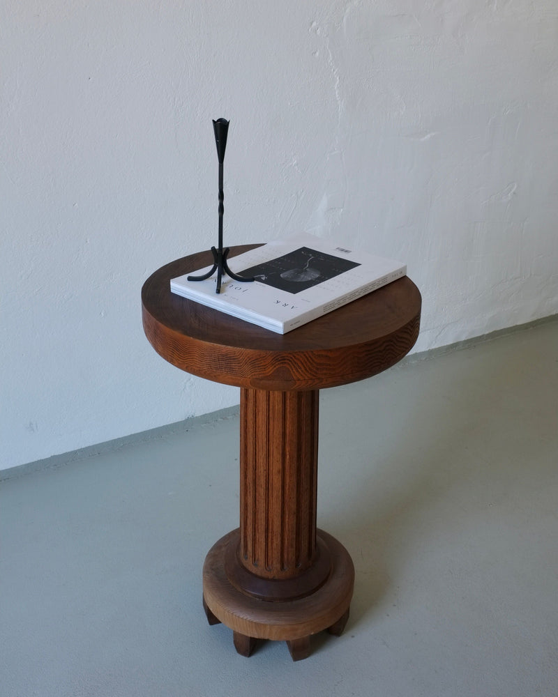 Art Deco solid oak pedestal side table with fluted column base