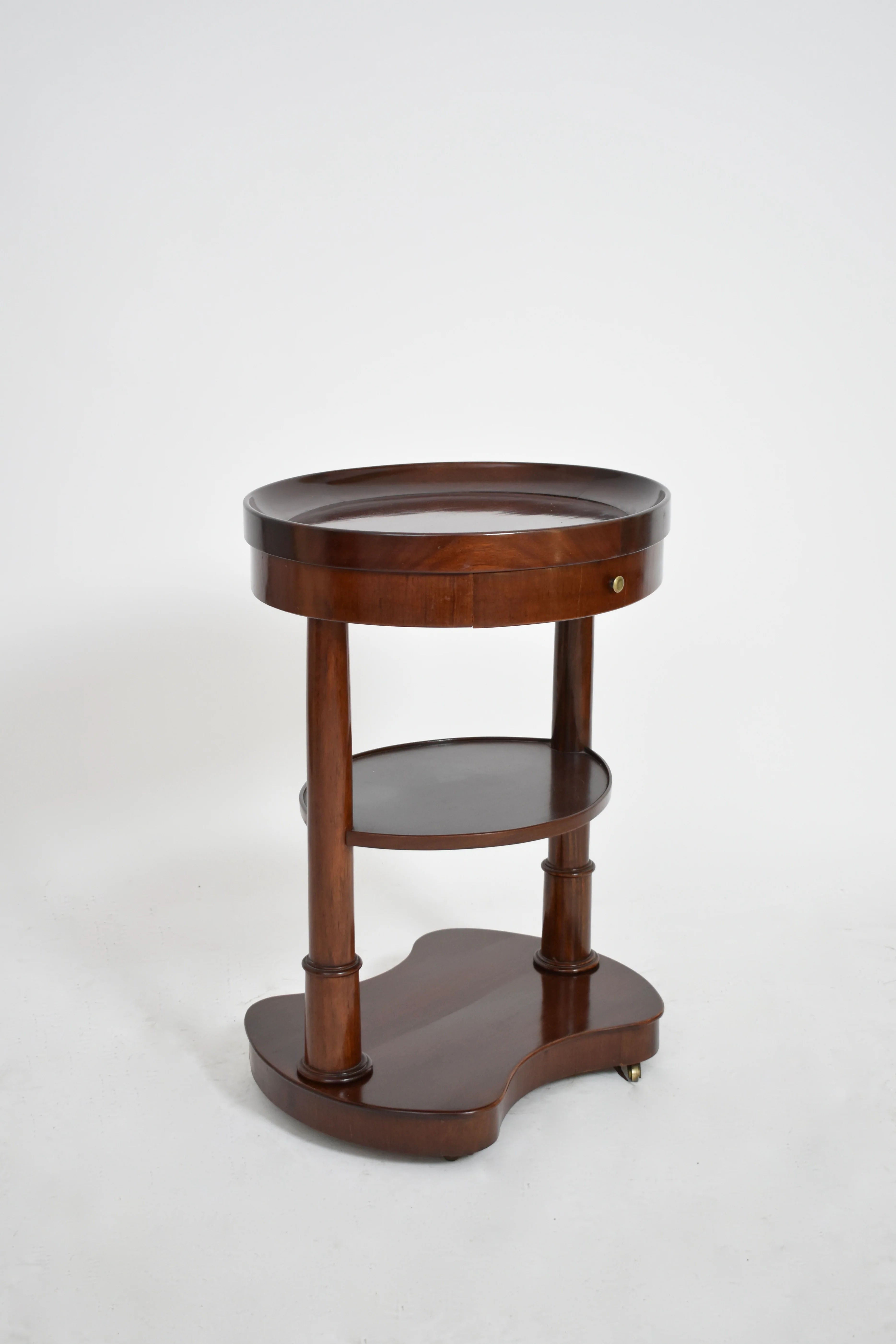 Mahogany Flying Oval Table, XIXth c.