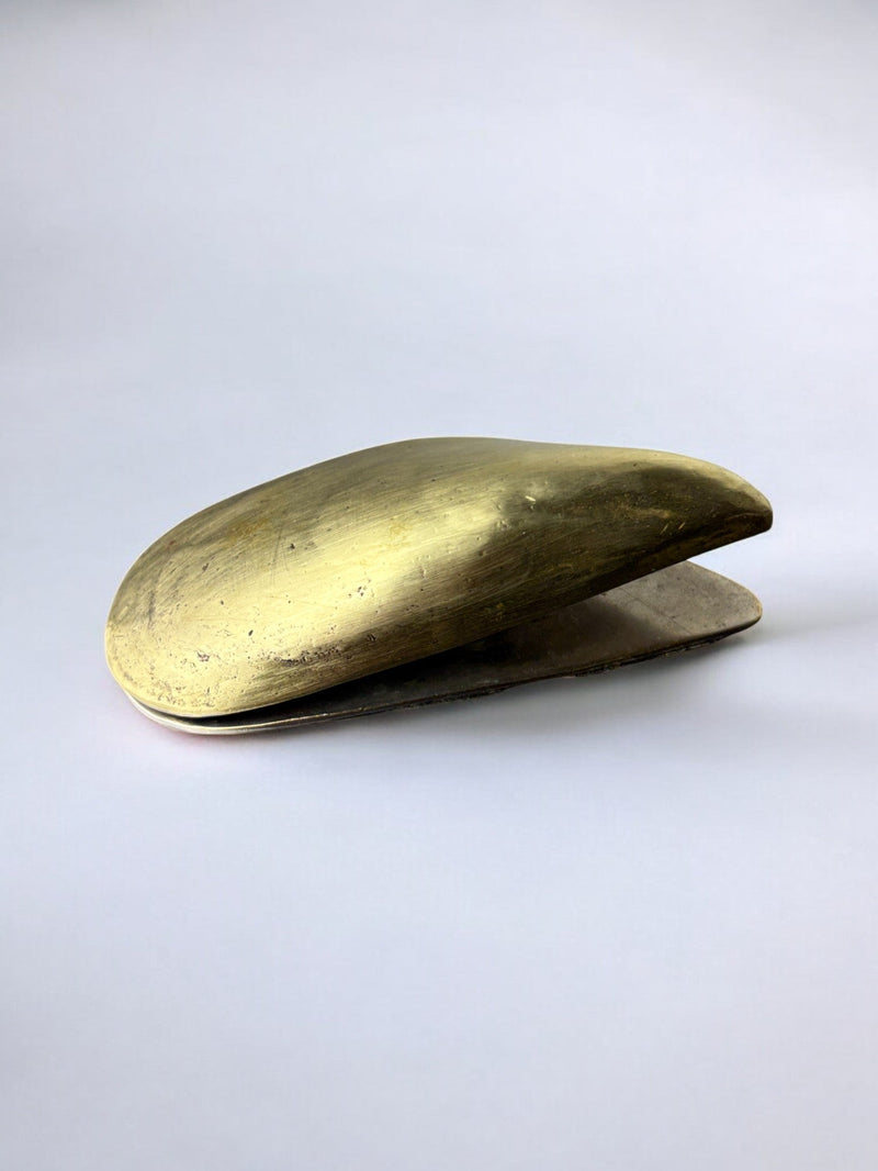 Vintage brass mussel shell paper clip from 1970s Italy