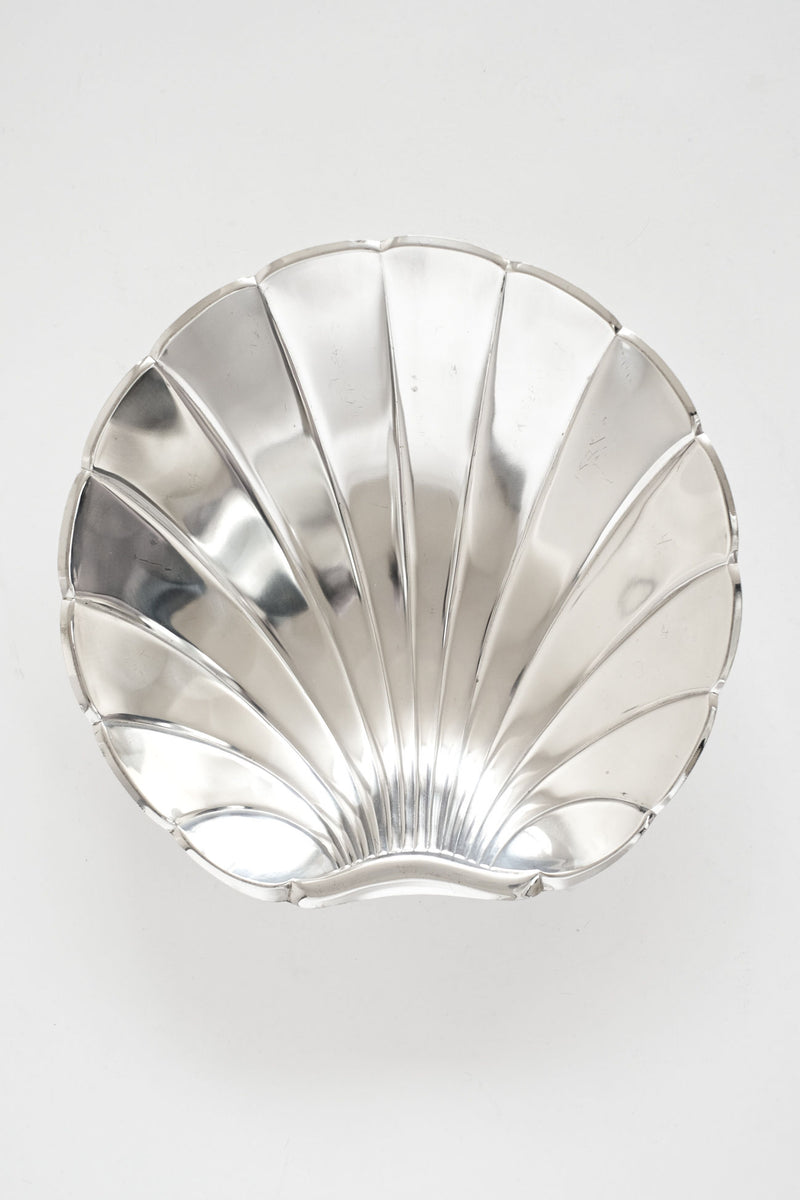 Large silverplated shell-shaped decorative dish detail view