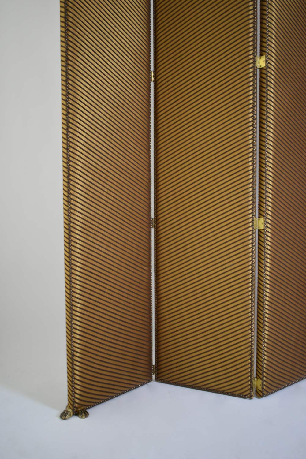 Four Leaves Lion Paws Screen, 1970s