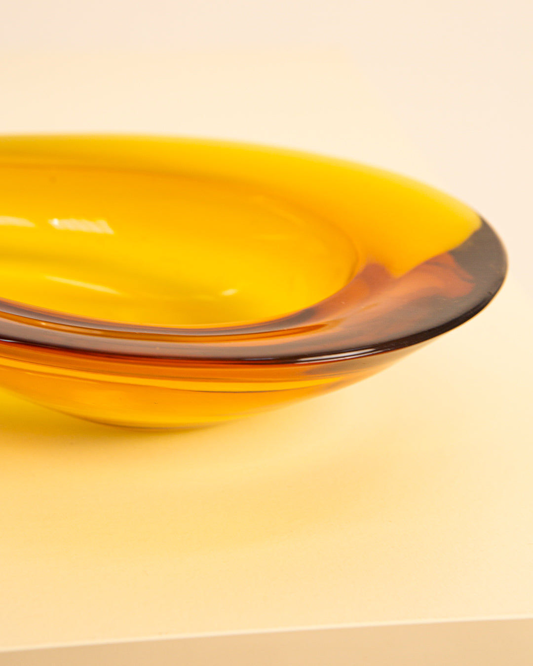 Large Italian Vide-poches "Poire" 60's