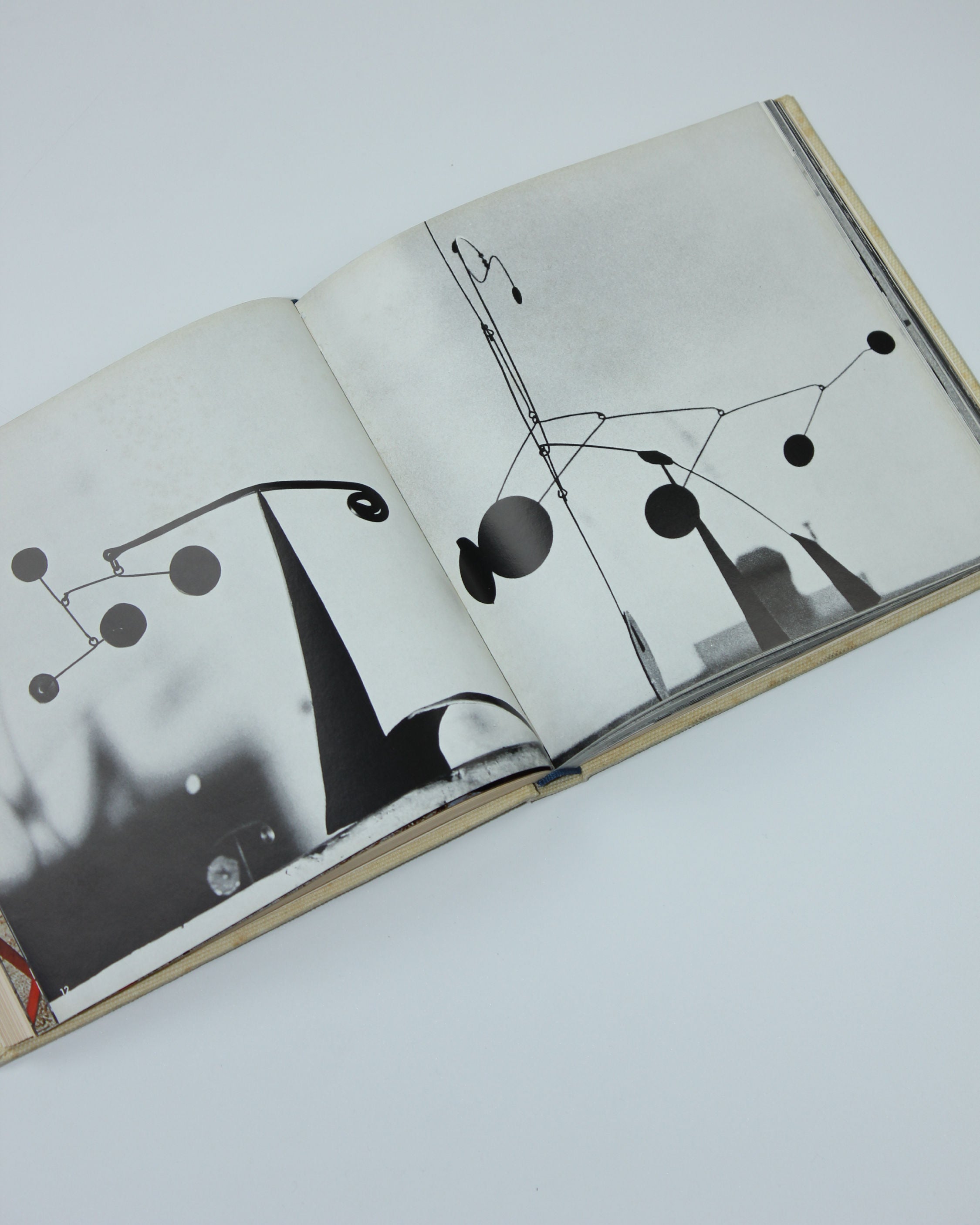 Livre d'art CALDER