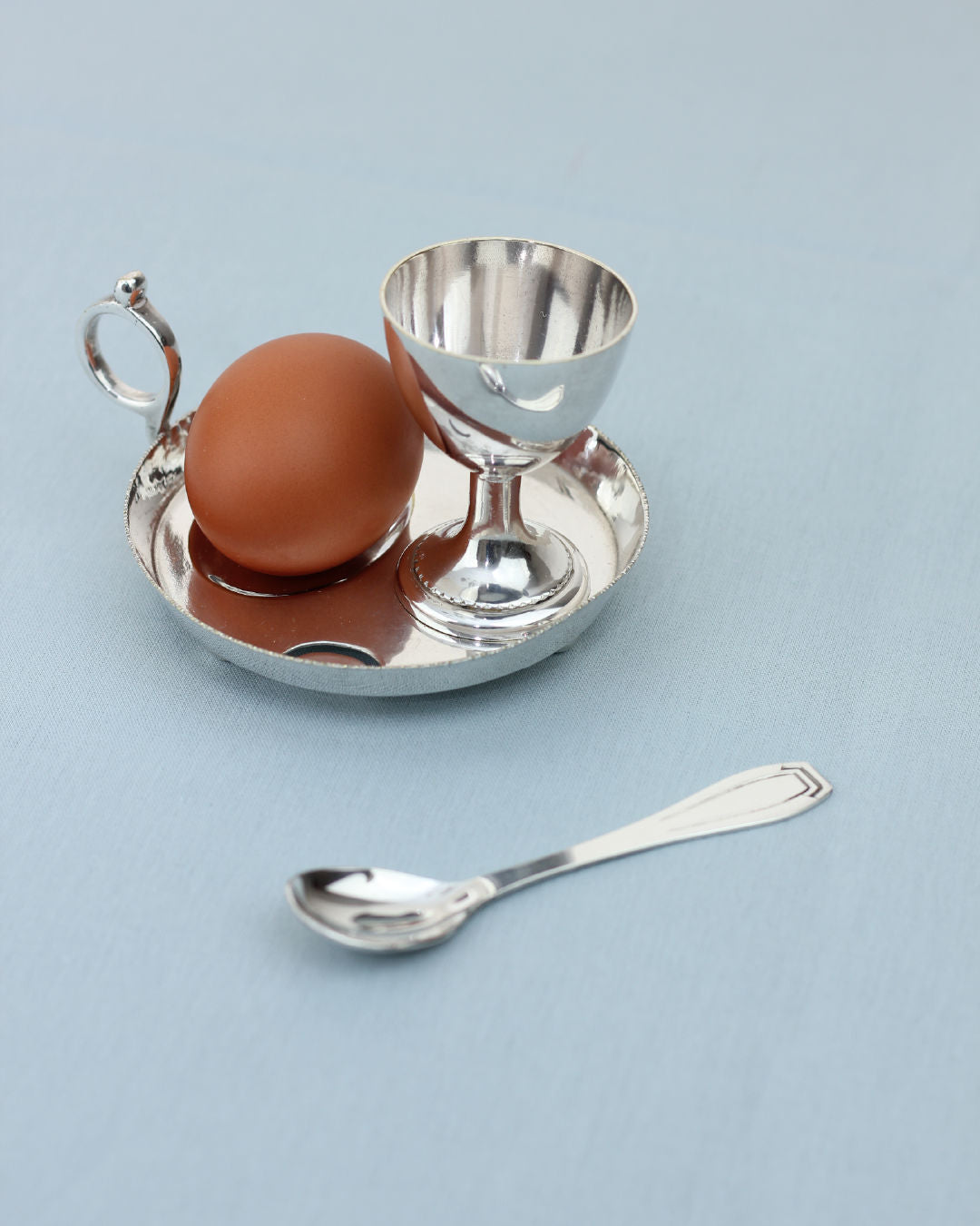 Coquetier avec Plateau et Poignée