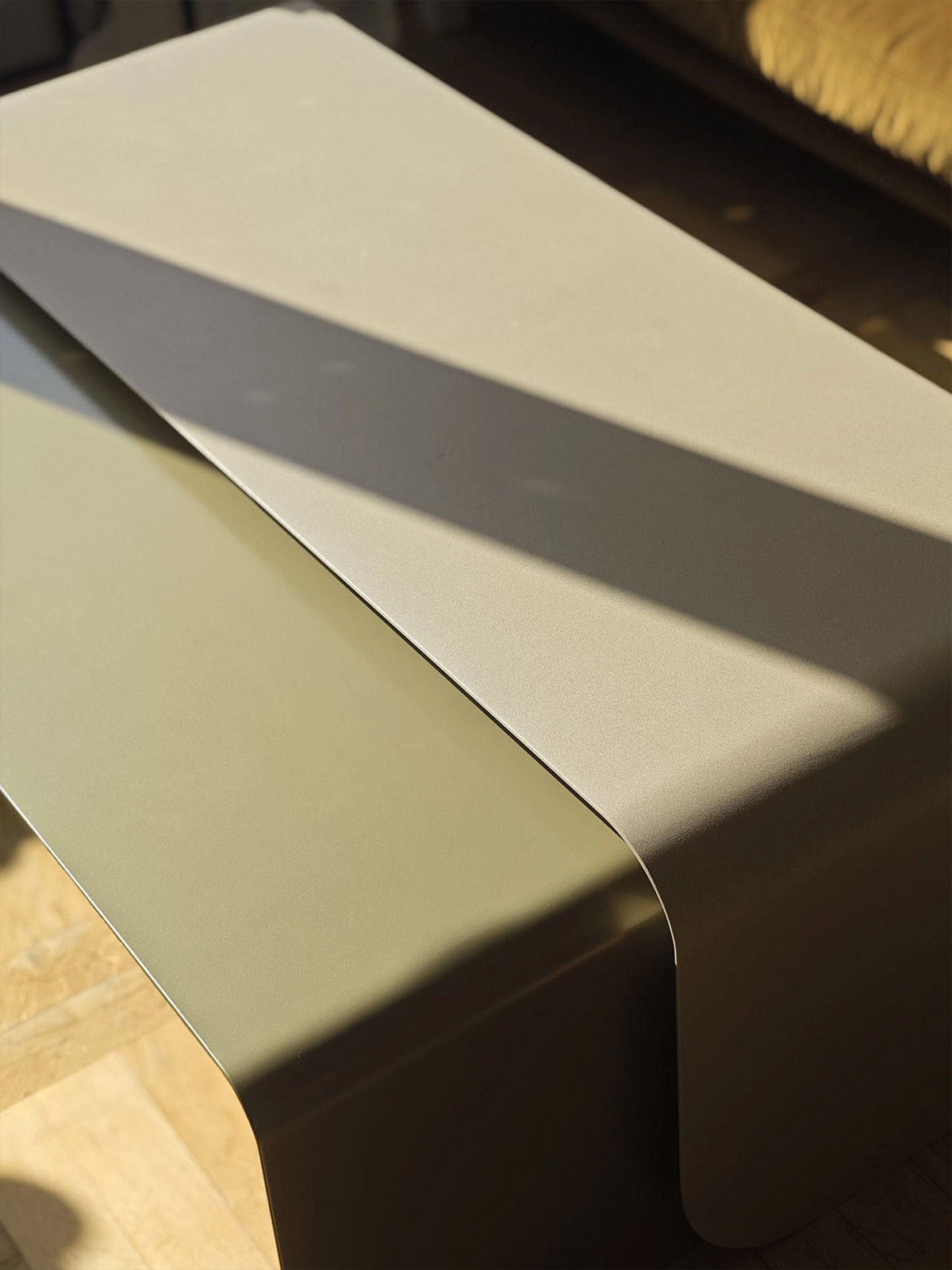'DOUBLE JEU' Coffee Tables