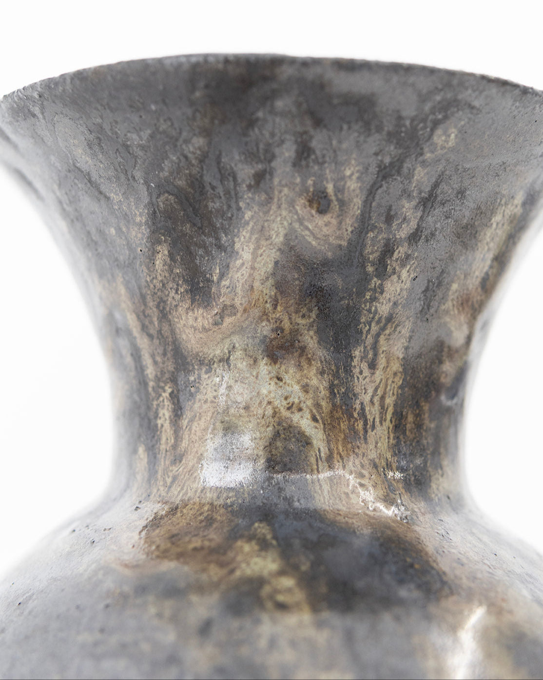 'Pelike Obsidiana' Vase