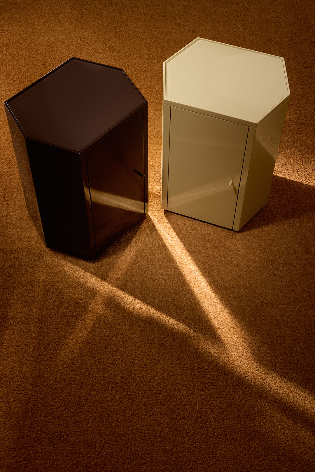 Pair of Park Nightstand in Lacquer