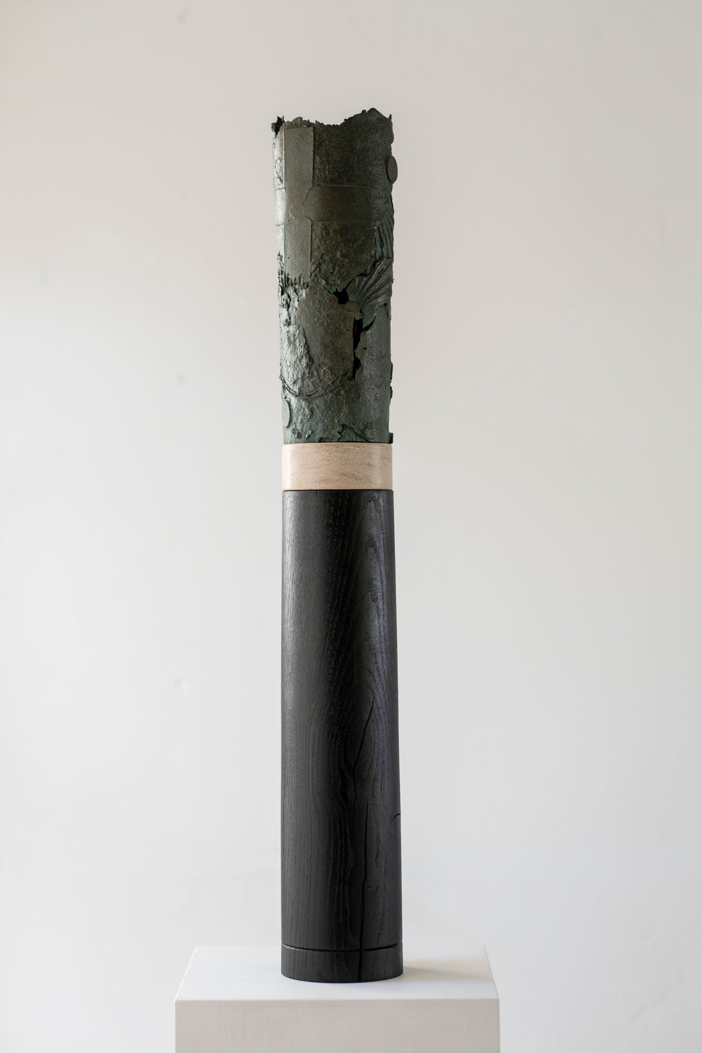 'Burial Pole'