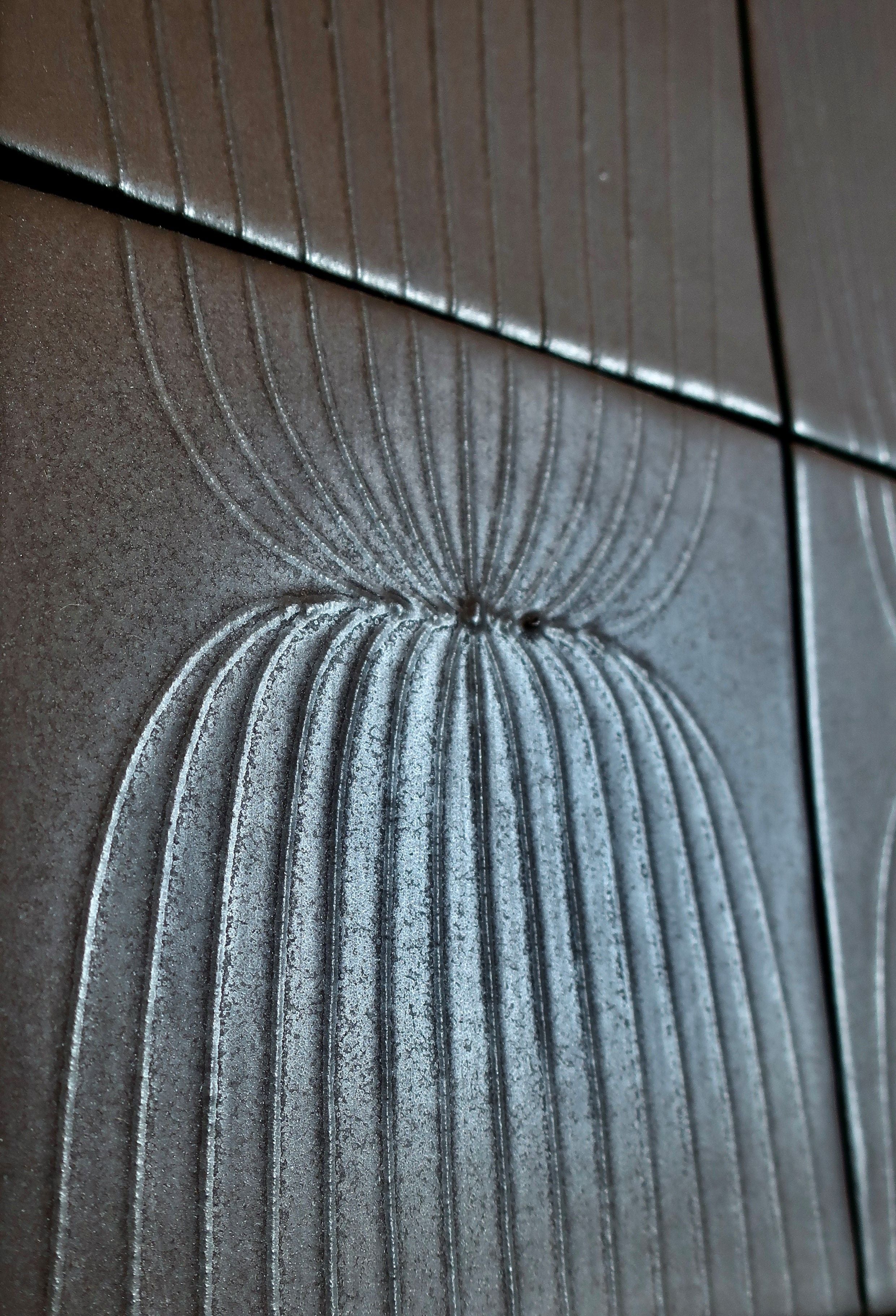 'EQUIS' Sculpture Mirror
