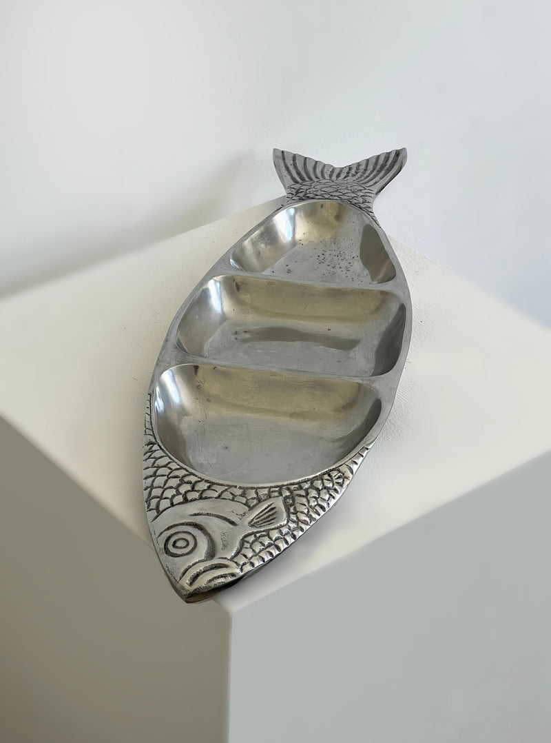 Aluminium fish-shaped serving dish with compartments, decorative scales detail