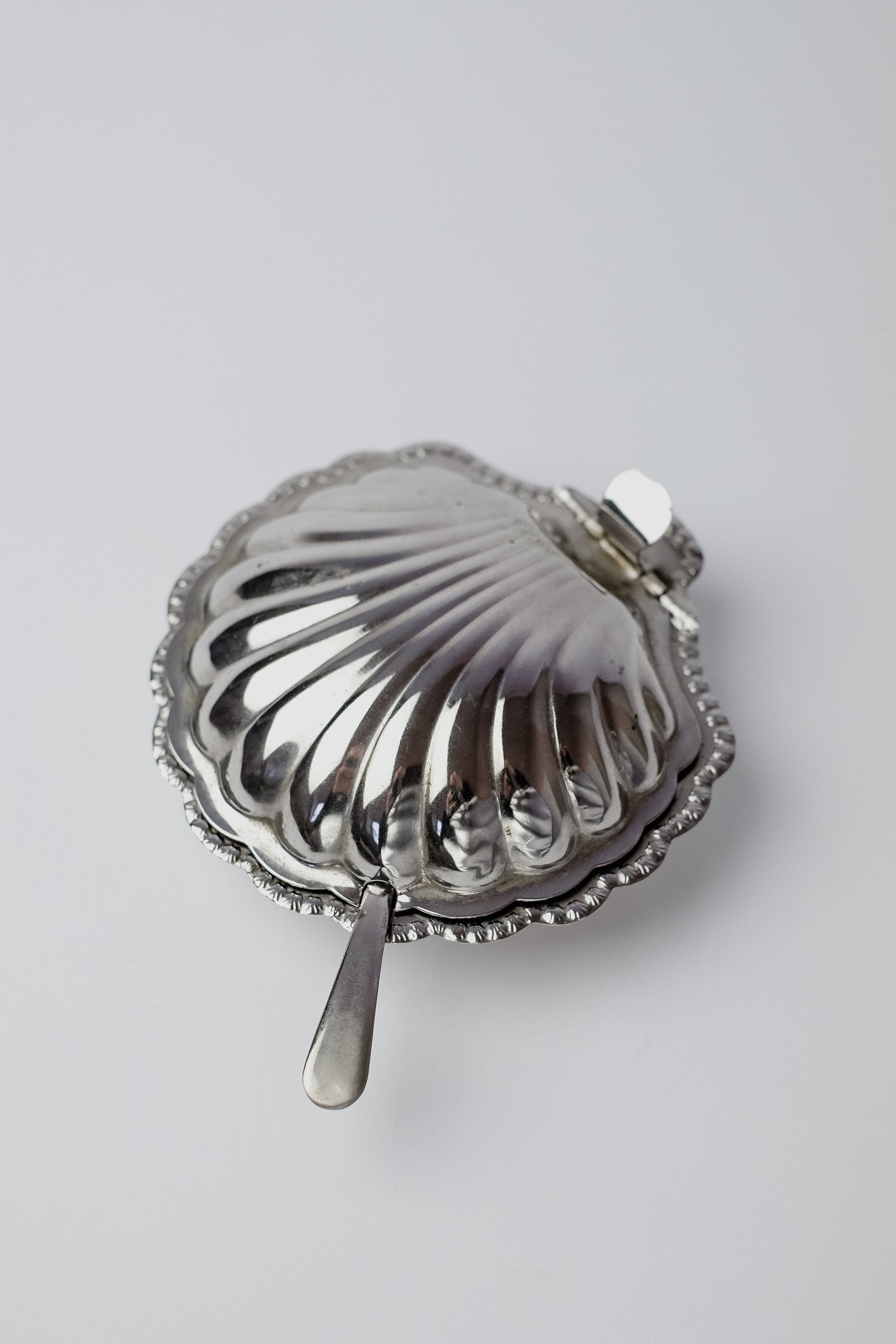 Shell Shaped Butter Dish with Spoon