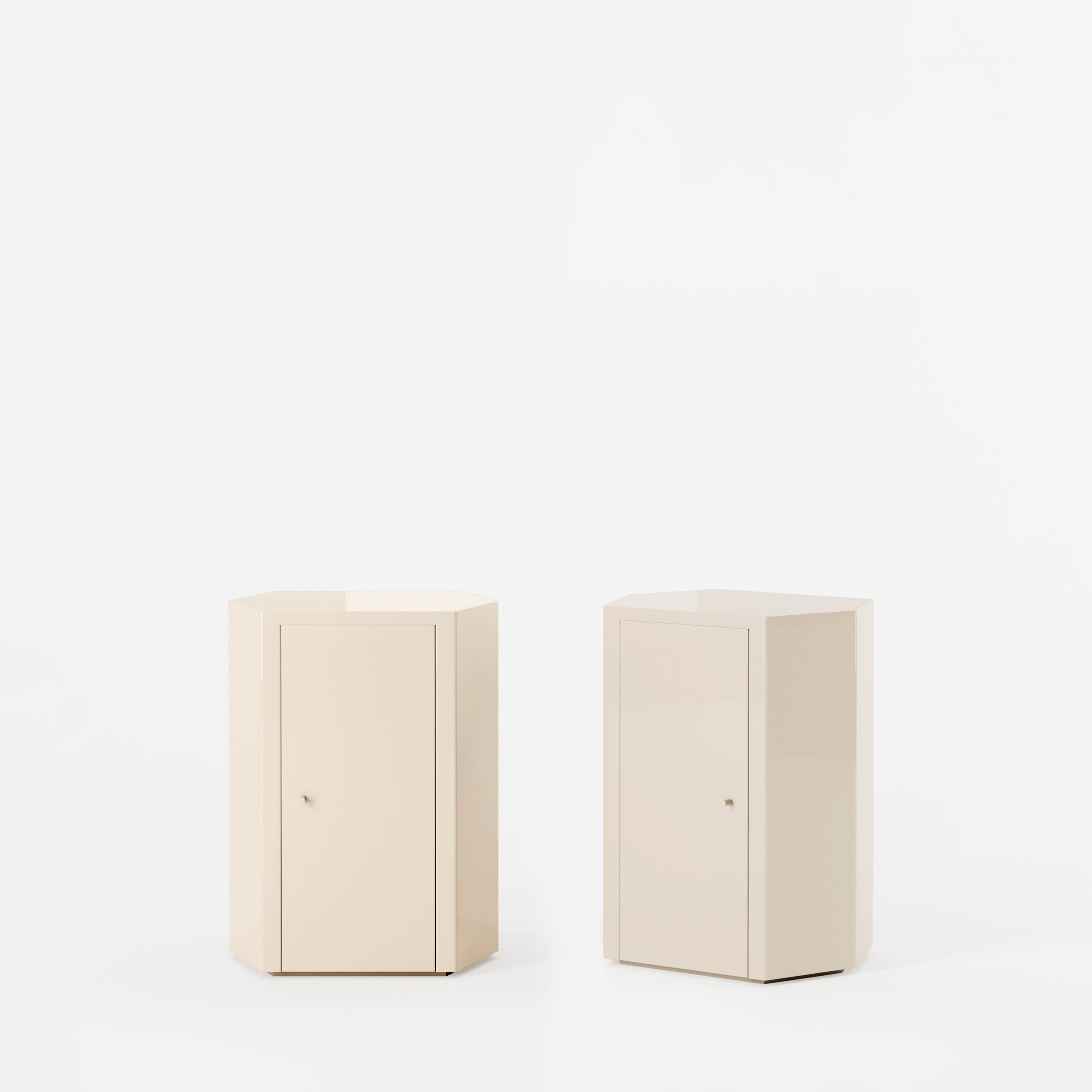Pair of Park Nightstand in Lacquer